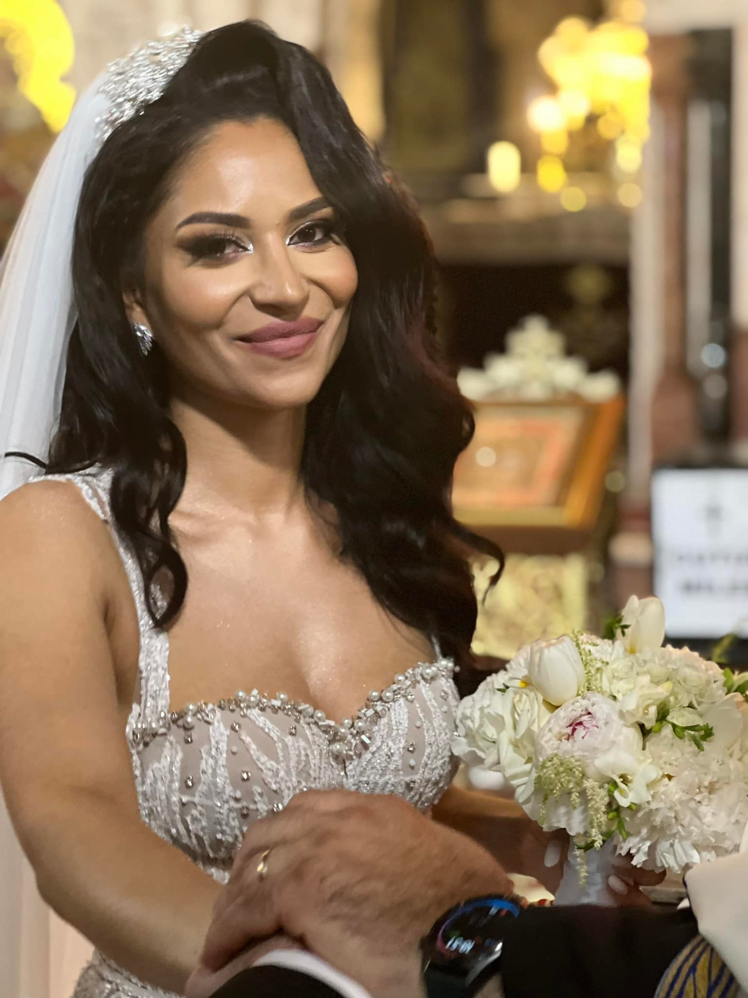 Prezentatoarea Nasrin Ameri s-a căsătorit religios. Nașii Valentina Pelinel și Cristi Borcea au atras atenția tuturor