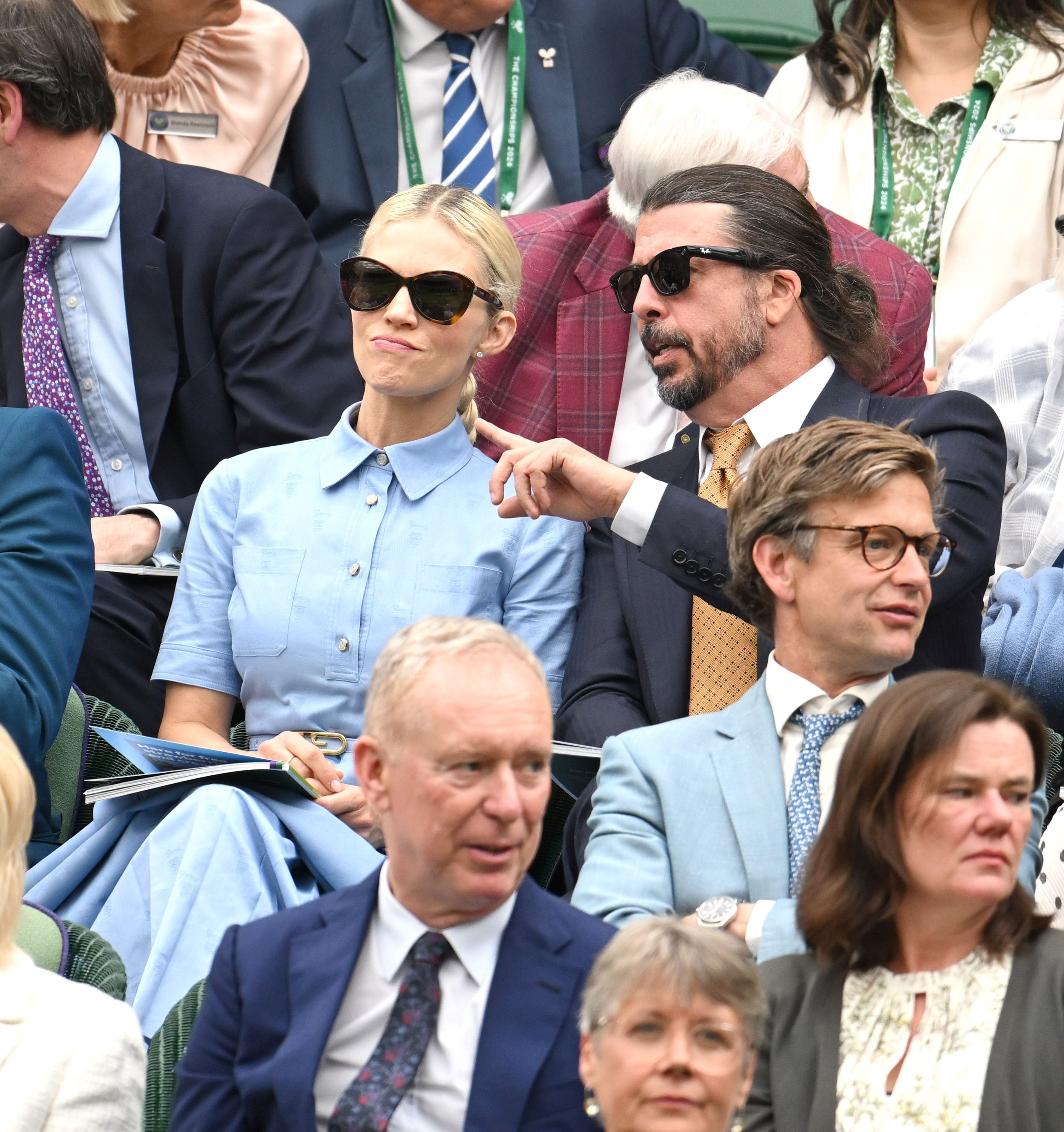 Dave Grohl și-a înșelat soția și recunoaște că are un copil în afara căsniciei: „Fac tot ce pot pentru a recâștiga încrederea”