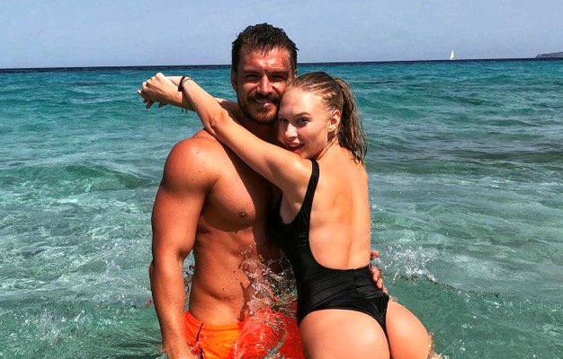 Cum au fost surprinși Gina Chirilă și Bogdan Vlădău după ce au divorțat. Au mers împreună acasă