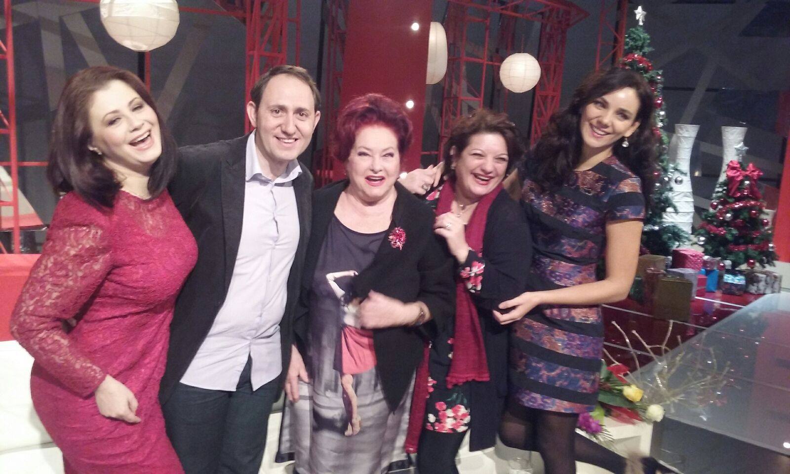 Cum arată actrița care a înlocuit-o pe scenă pe Stela Popescu. Cele mai tari imagini cu Ana Maria Donosa | FOTO