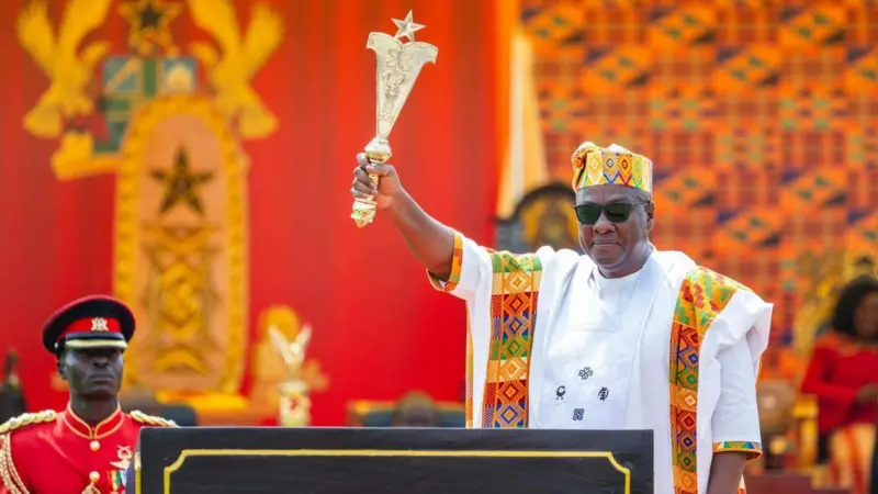 John Mahama sworn in as Ghana's president