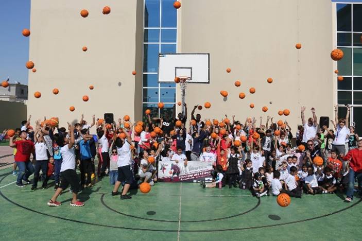 Românii, locul patru în duelul stelelor baschetului 3x3