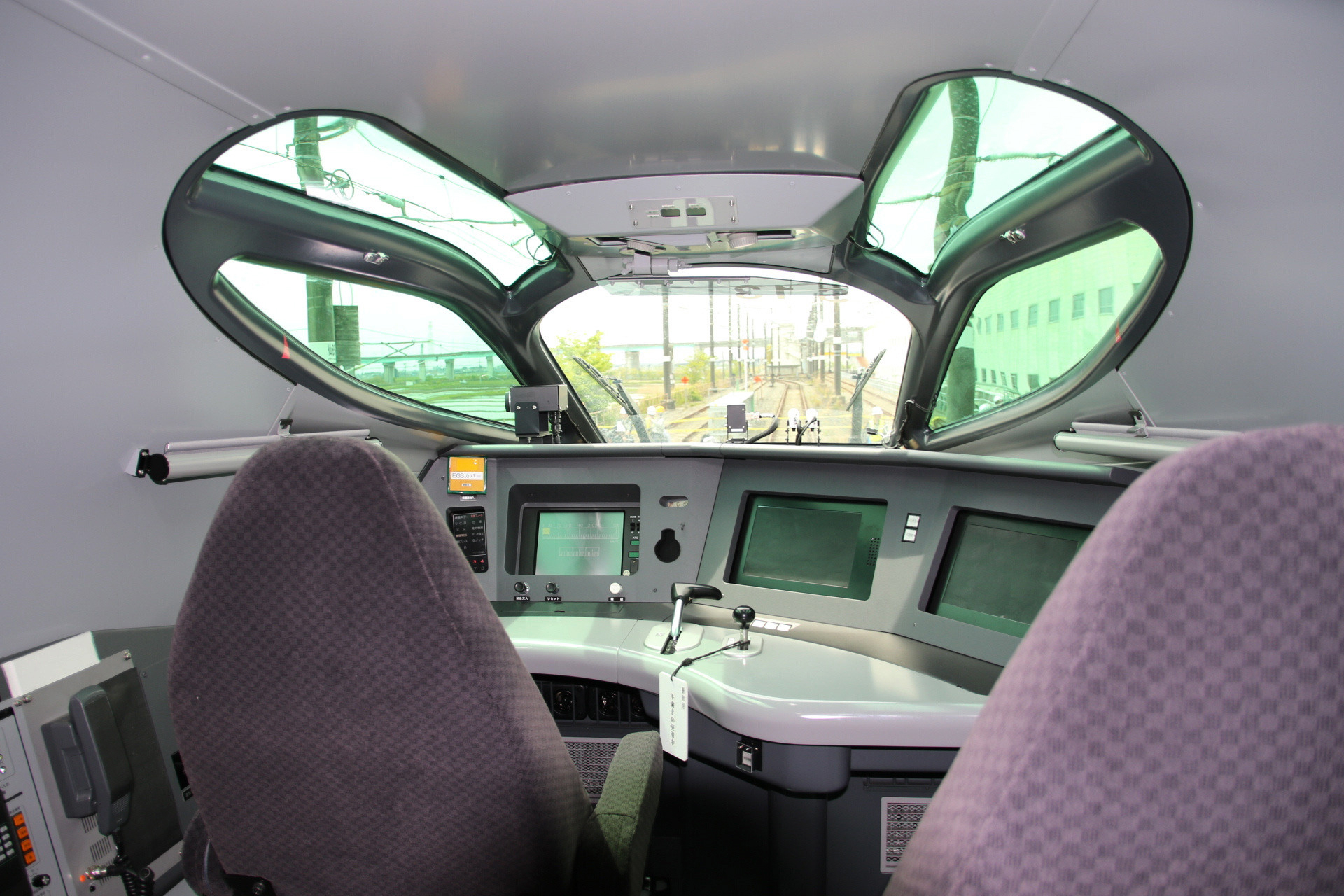 Cel mai rapid tren din lume, testat de Japonia. Atinge viteza la decolare a unui avion / FOTO&VIDEO