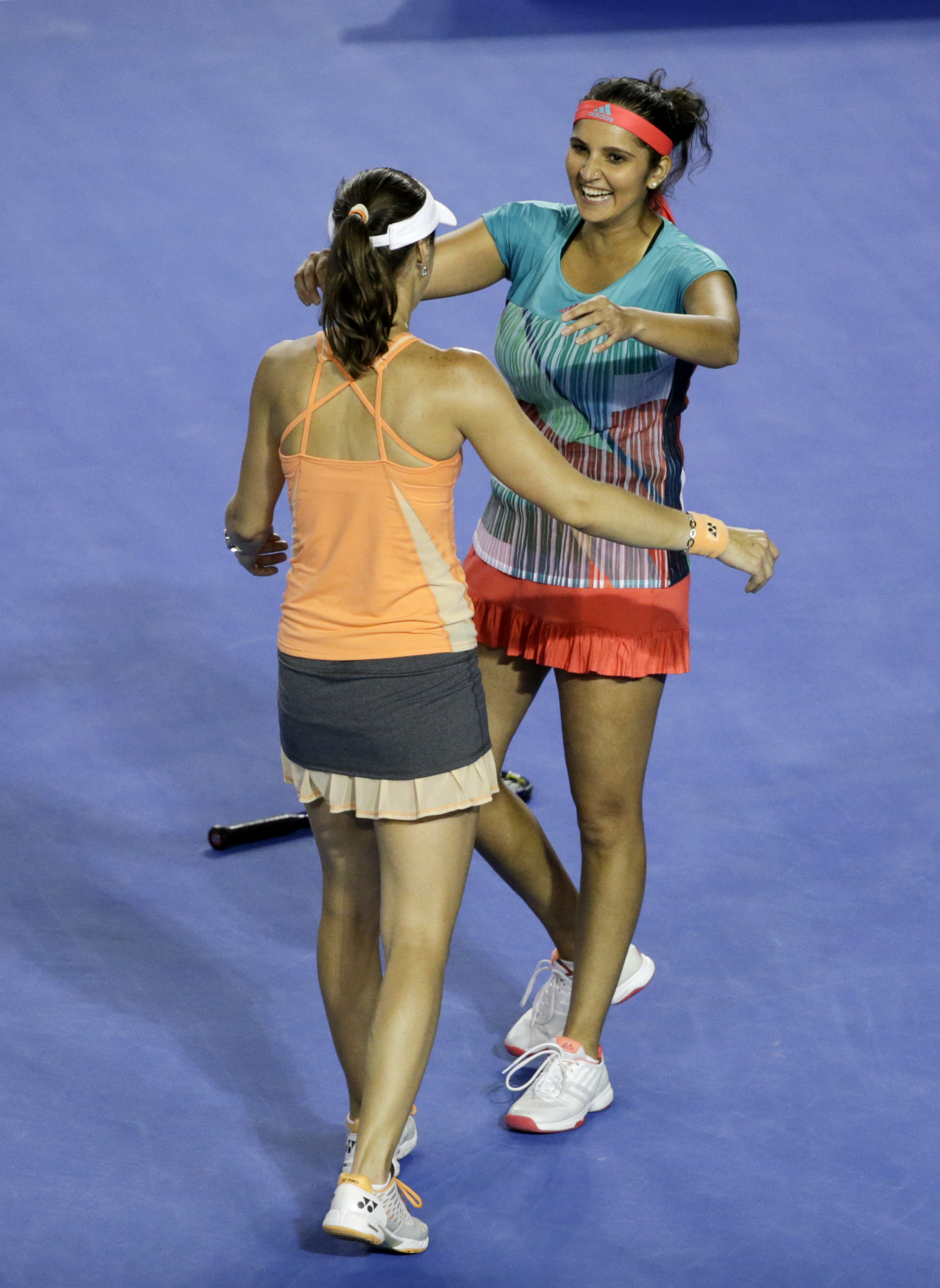 Martina Hingis și Sania Mirza au câștigat Openul Australiei la dublu feminin. 36 de meciuri fără eșec!