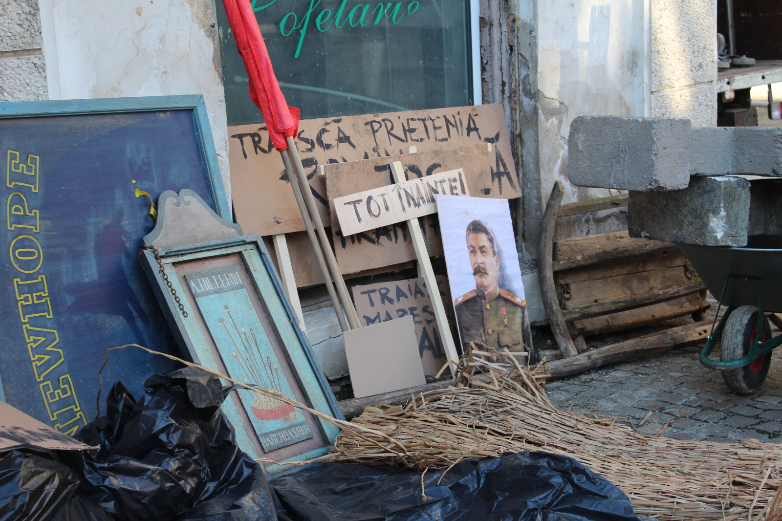 Cadre din filmul “Moromeții 2”, trase miercuri dimineață în centrul istoric al Slatinei| GALERIE FOTO