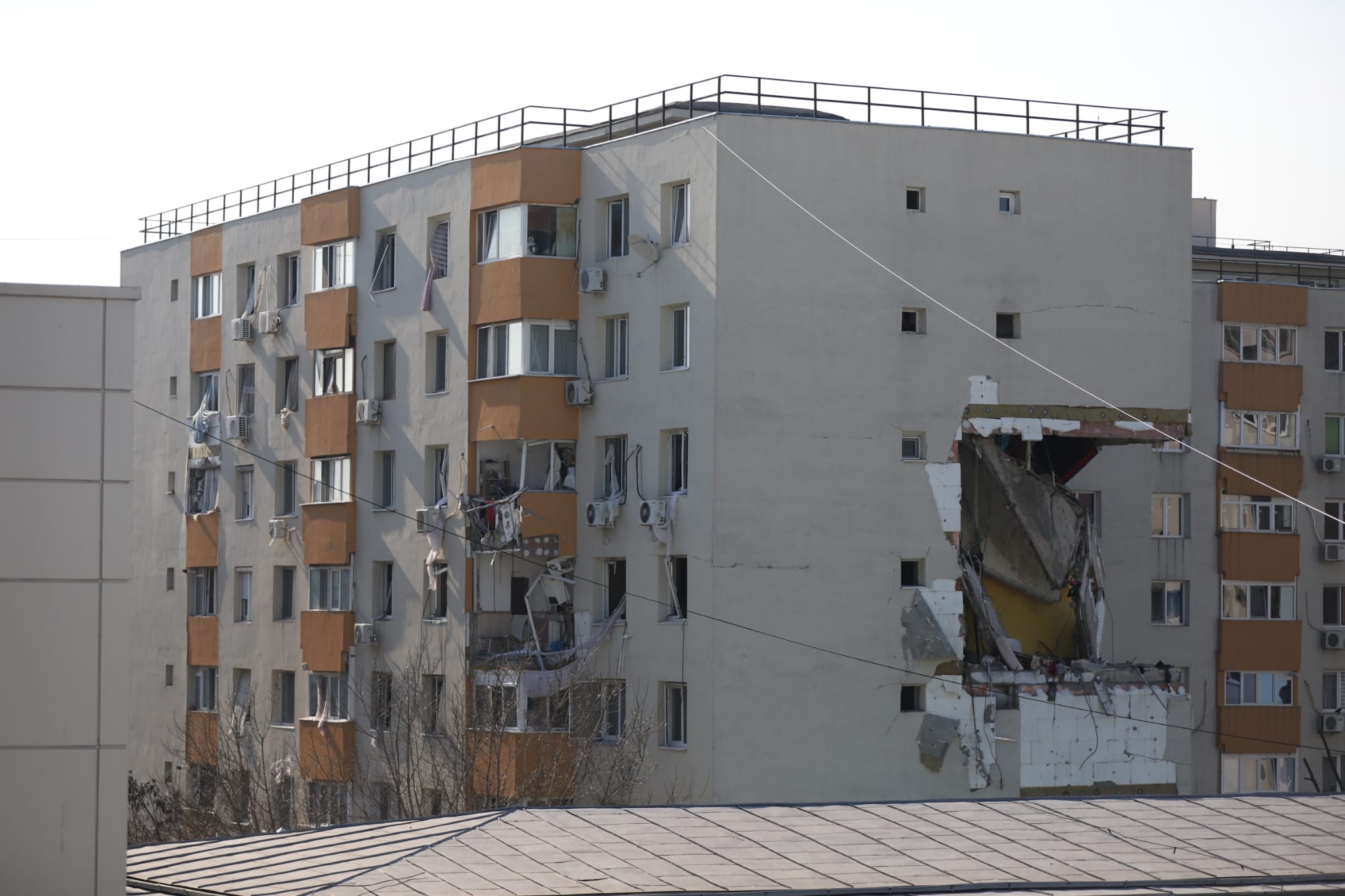 Ciprian Ciucu a anunțat când se pot întoarce oamenii în blocul explodat din Rahova pentru a-și recupera bunurile. Planul de urgență al autorităților