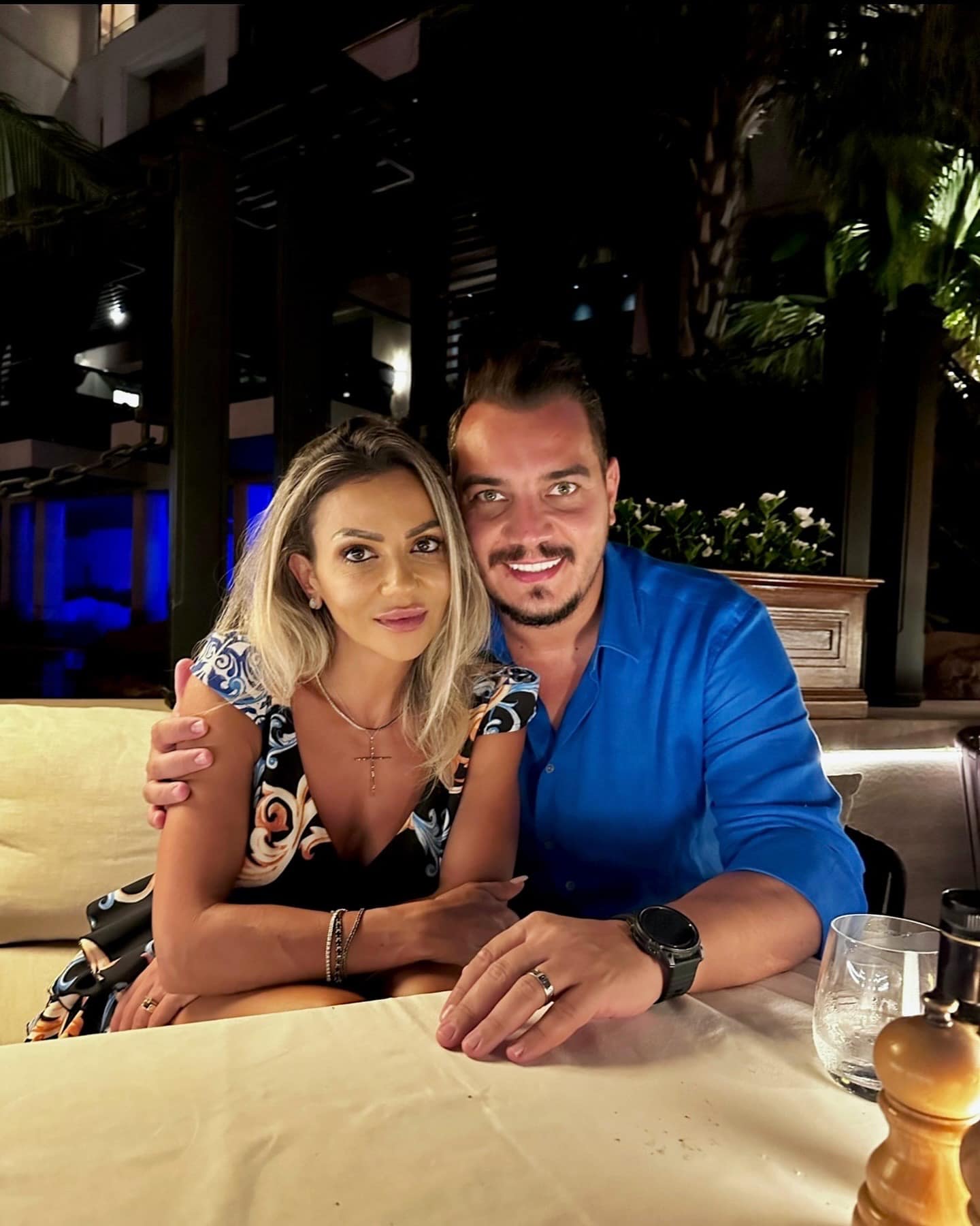 Bursucu nu suflă o vorbă din interiorul show-ului „Insula Iubirii”: „Trebuie să-mi aduci cei 300.000 de euro cât am clauză”|VIDEO EXCLUSIV
