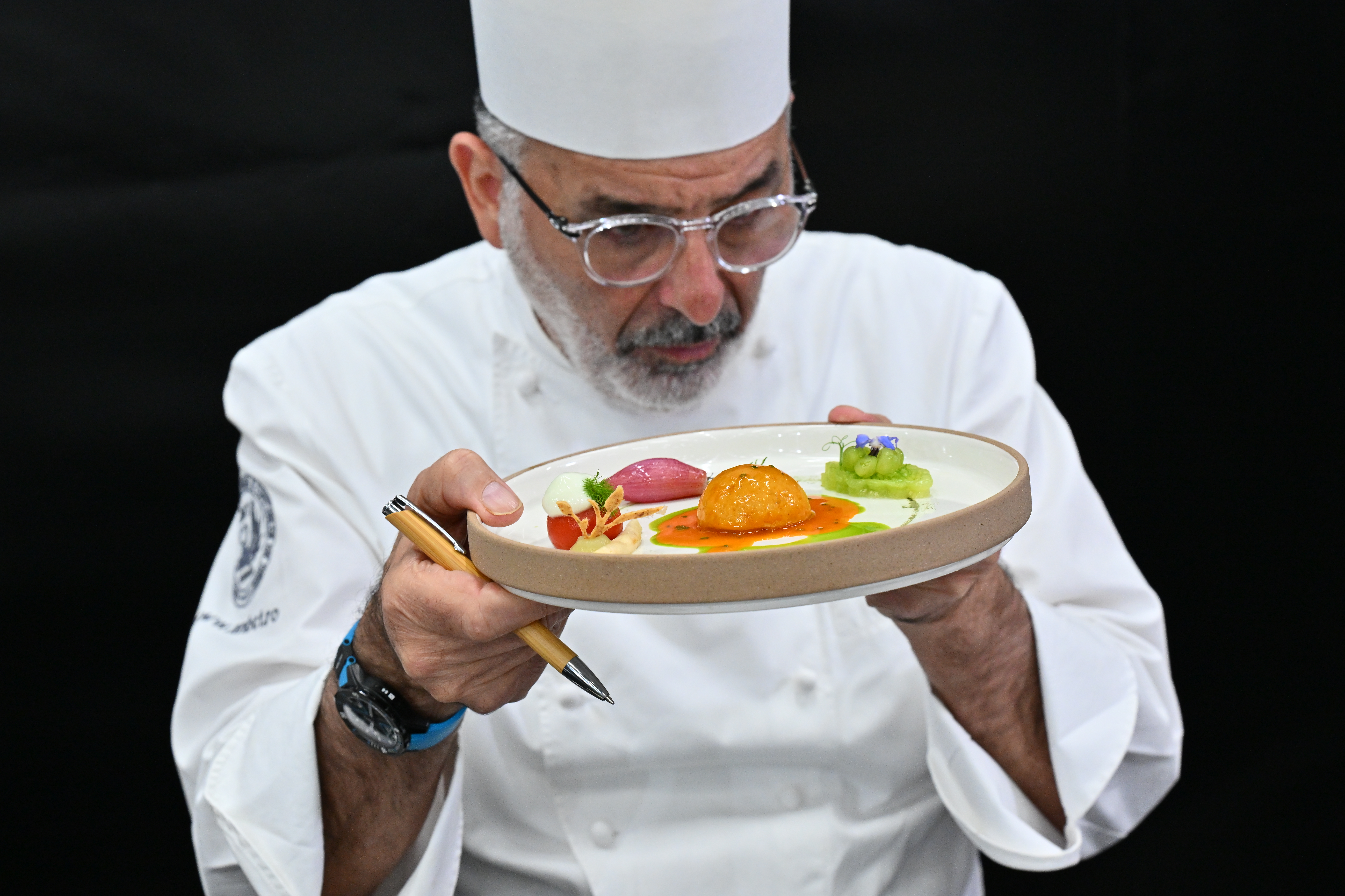 Cum au ajuns românii printre cei mai buni bucătari din Europa. Preparatele care i-au dus pe chefii din țara noastră la „Cupa Mondială a Gastronomiei”