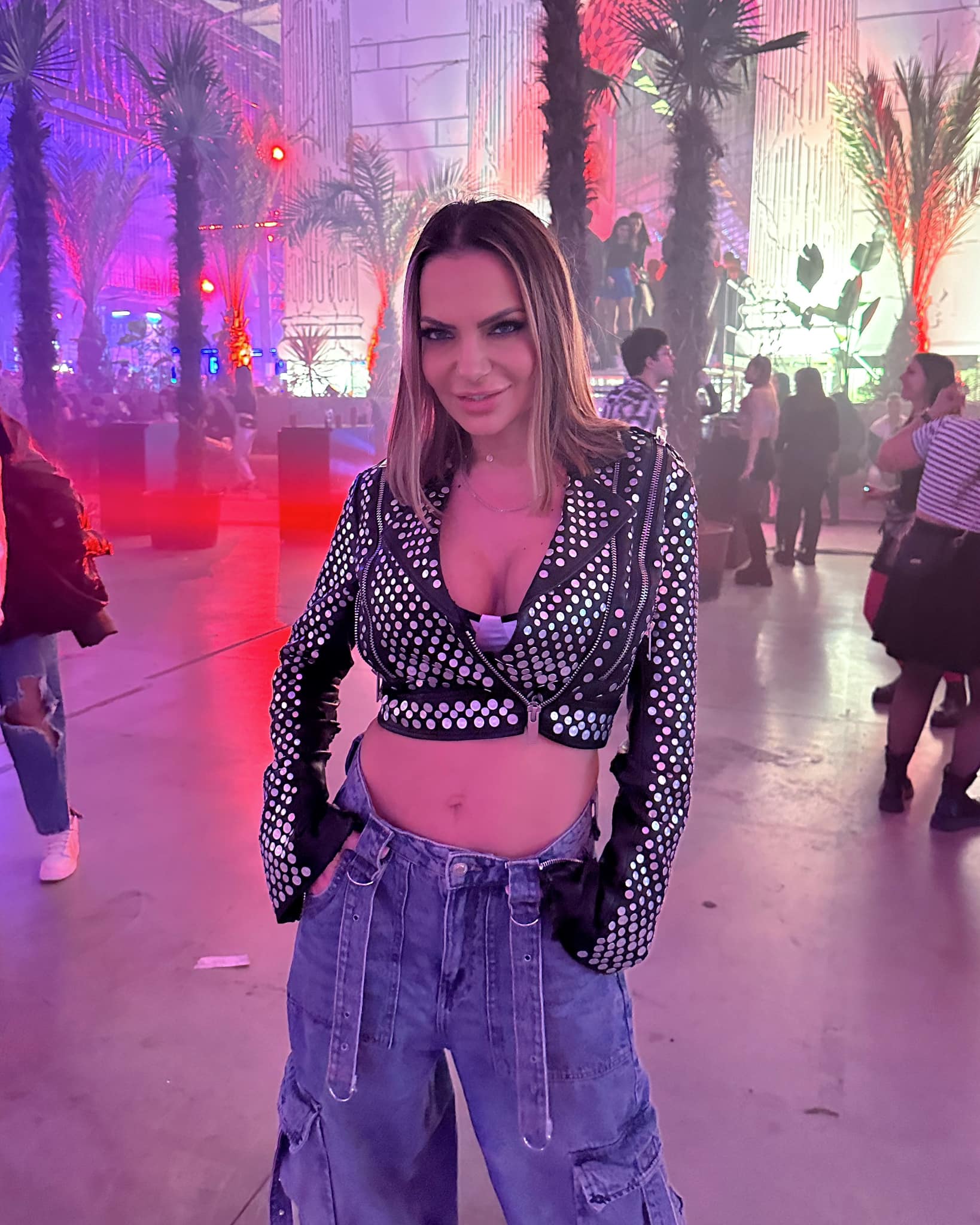 Cu ce se ocupă Andreea Antonescu în America. Artista s-a mutat împreună cu cele două fetițe: „Trăim în prezent și pentru noi”