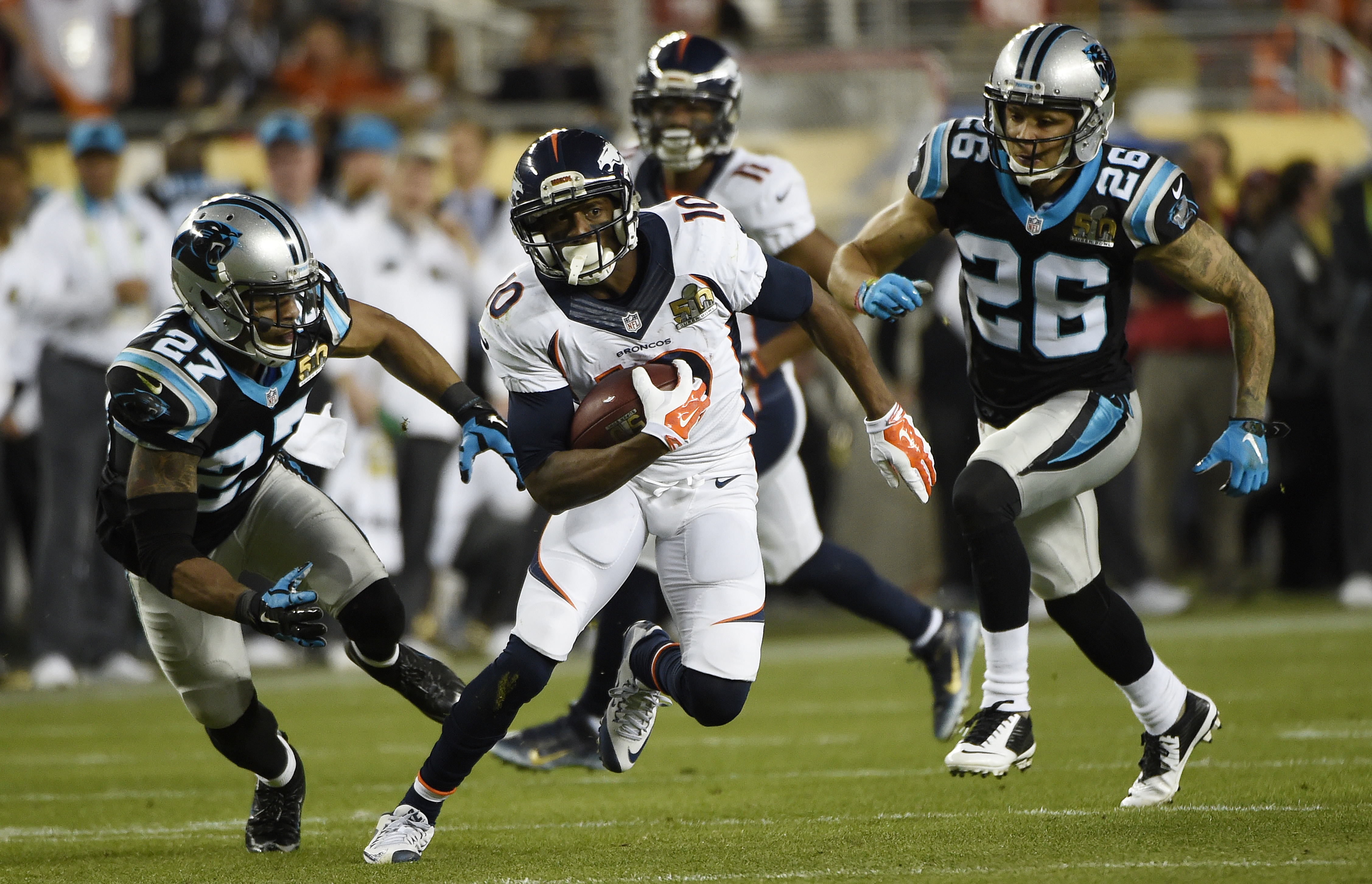 Denver Broncos a câștigat Super Bowl 50, ^după o finală de vis cu Carolina Panthers / GALERIE FOTO&VIDEO