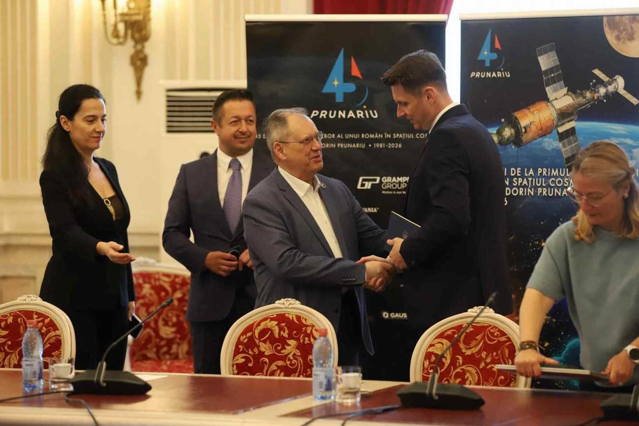 Dumitru Prunariu, singurul român care a zburat în Cosmos, aniversat în Senat după 45 de ani de la misiunea Soyuz 40