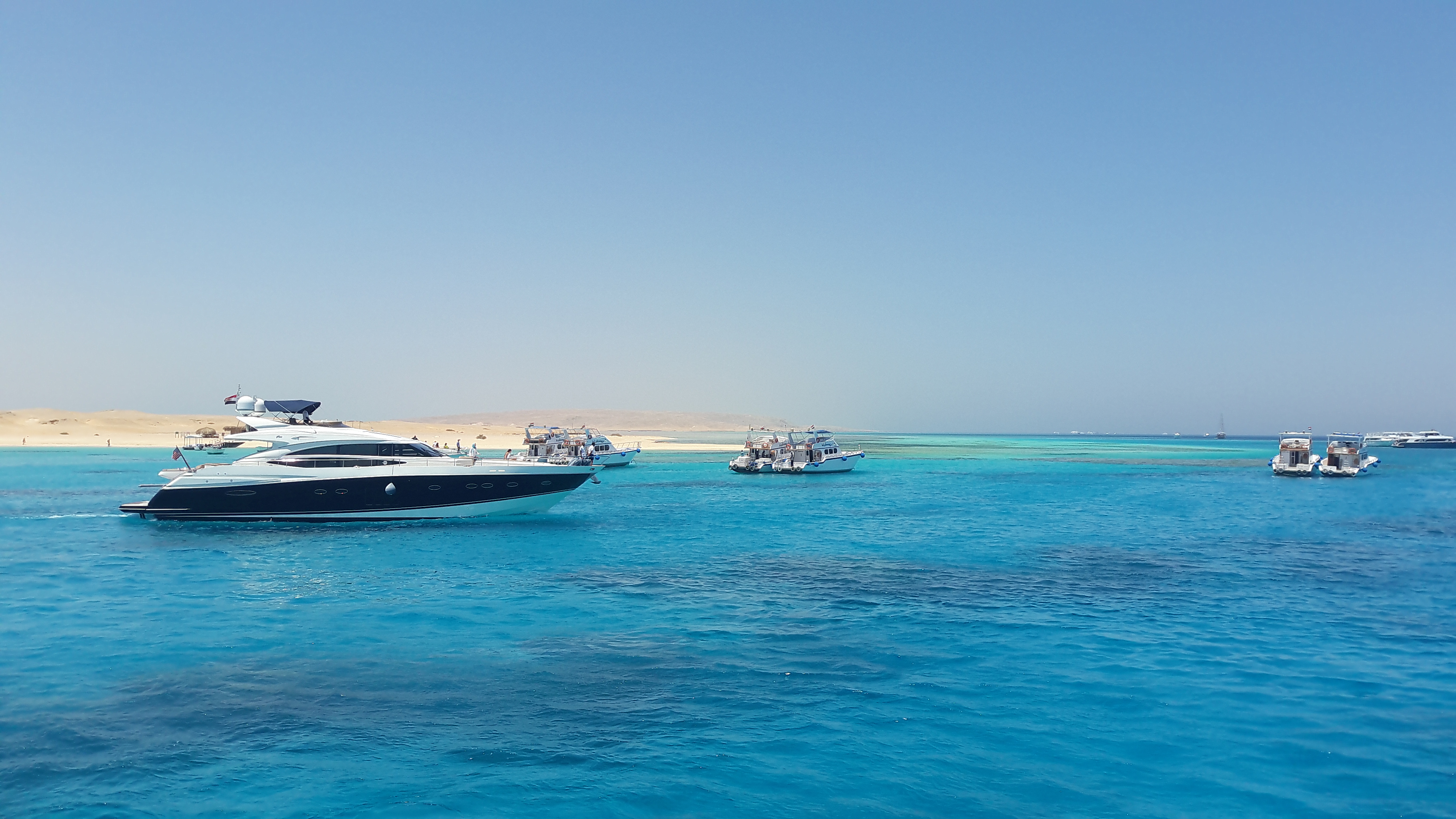 Stațiunea egipteană Hurghada, Dubaiul de acum 20 de ani - FOTO