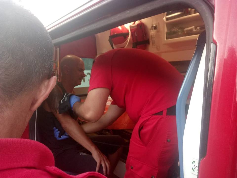 FOTO | Un canadian care a emigrat în Munţii Orăştiei a fost bătut crunt de șase localnici băuți. Motivul pentru care bărbatul este urât în sat
