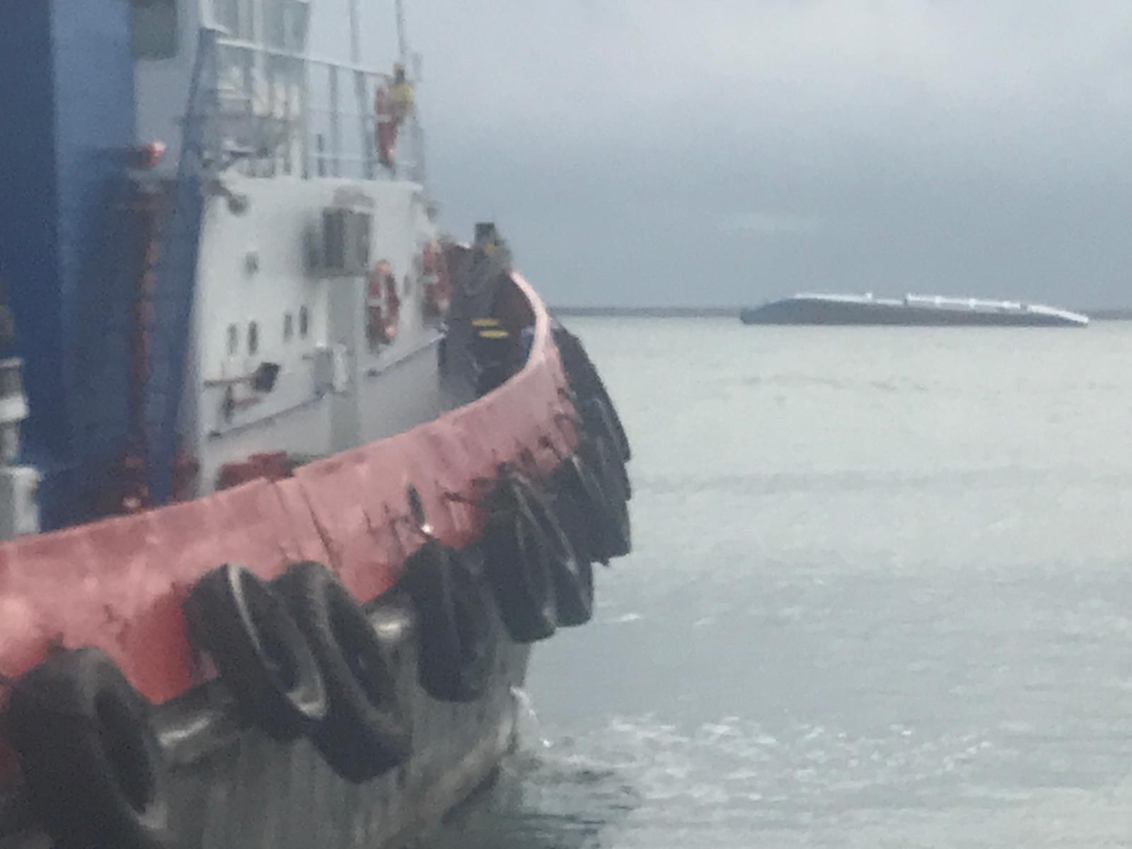 O navă care transporta mii de oi este în pericol de scufundare, în Portul Midia. Cum s-a intervenit pentru salvarea marinarilor