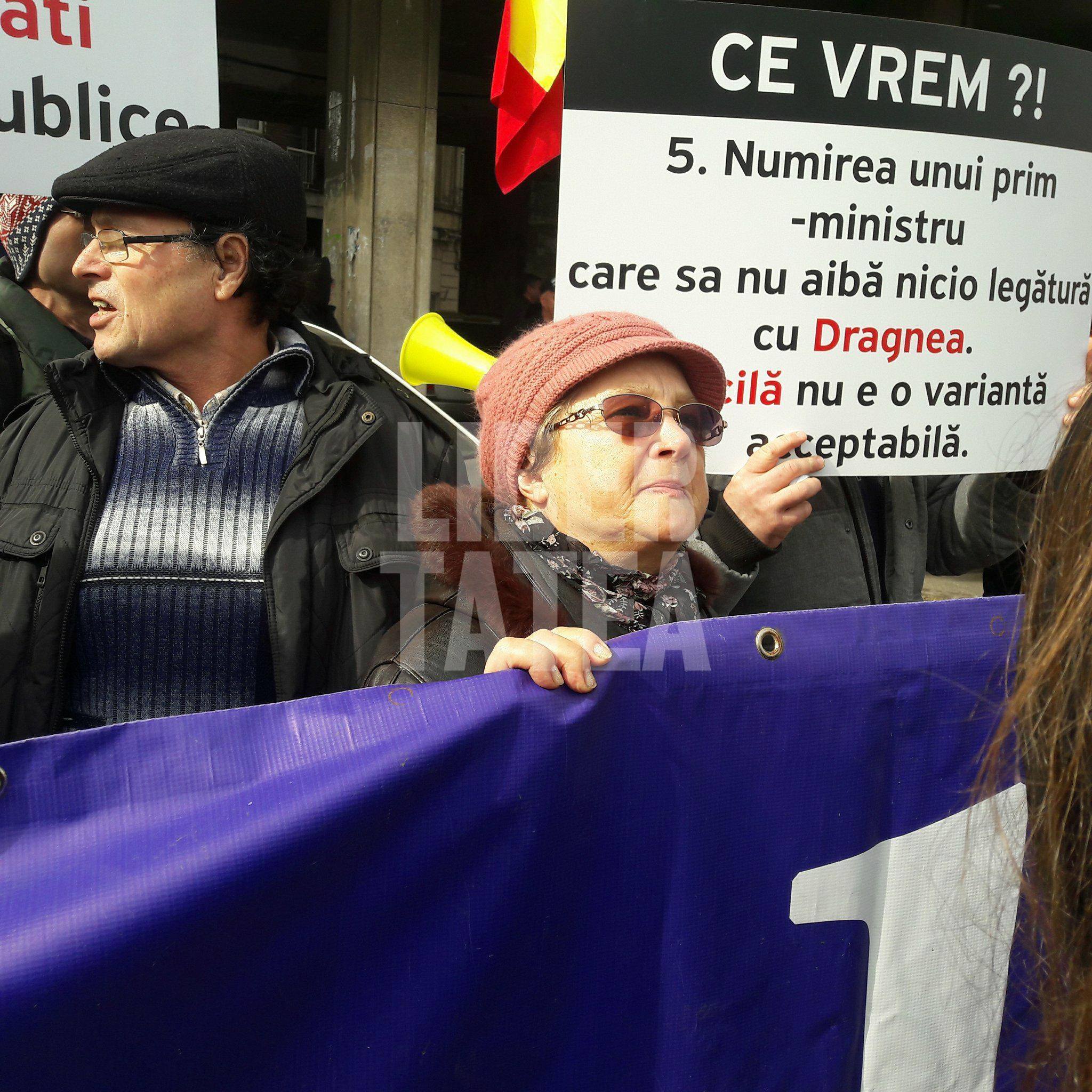 Fotografia zilei, cu Dragnea și Dăncilă. Congresul PSD, în imagini / GALERIE FOTO