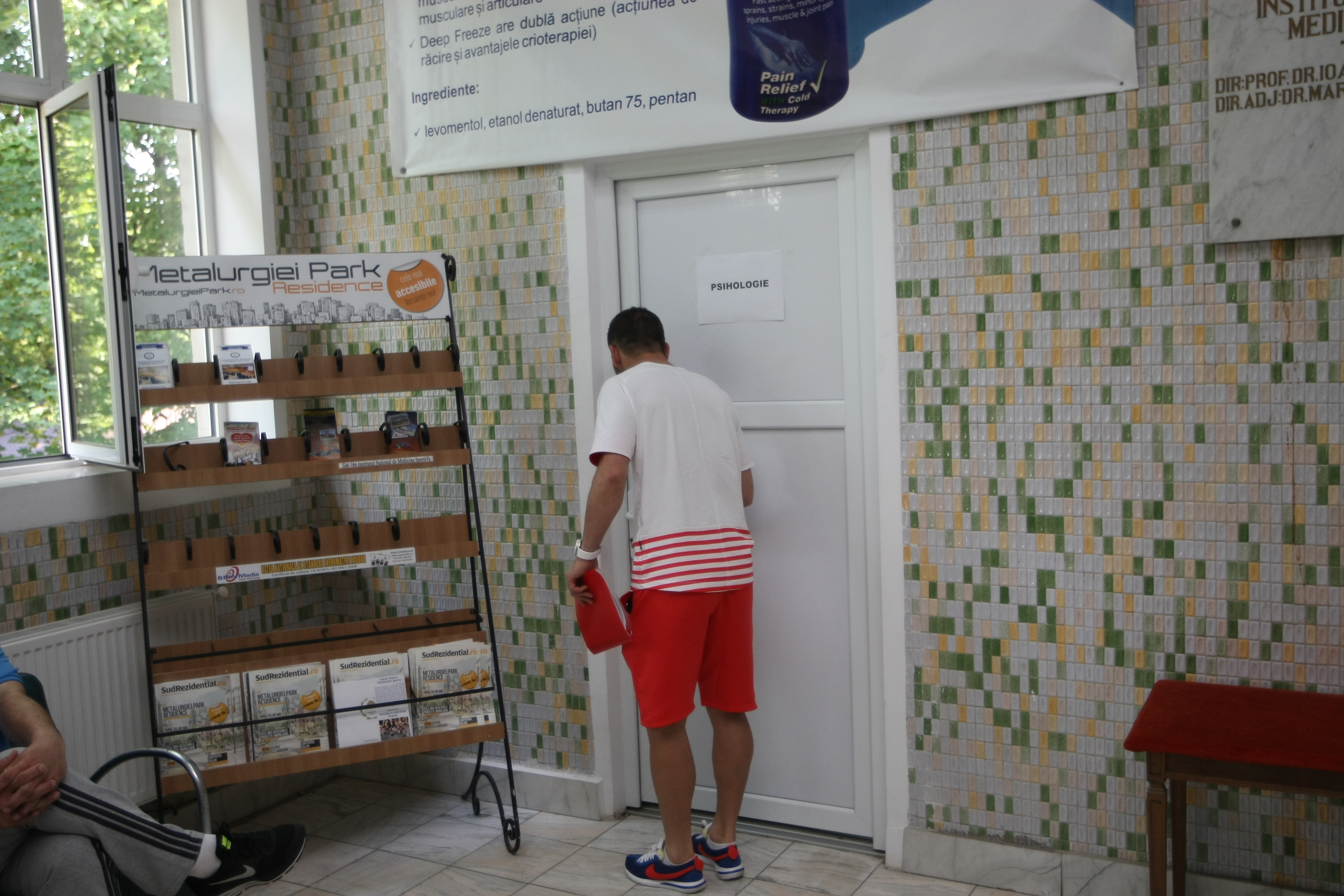 Euro 2016. Tricolorii au efectuat vizita medicală la INMS şi aşteaptă ca selecţionerul să anunţe lotul de 23 pentru turneul final GALERIE FOTO