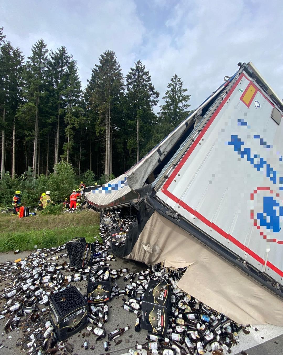 Mărturia tinerei mame în mașina căreia a intrat cu TIR-ul plin cu bere un șofer român, pe banda de urgență a unei autostrăzi din Germania