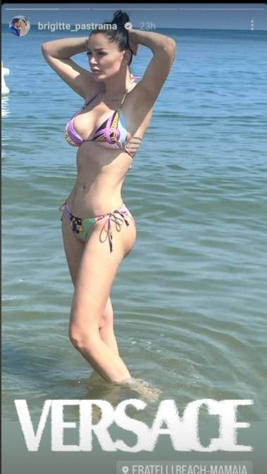 Cum arată Brigitte Pastramă în costum de baie. A slăbit și are implant fesier
