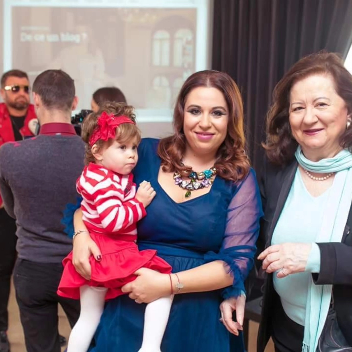 Oana Roman a făcut publică ultima poză cu mama ei. Mioara Roman a murit în urmă cu doi ani: „Ai plecat dându-mi putere și încredere”
