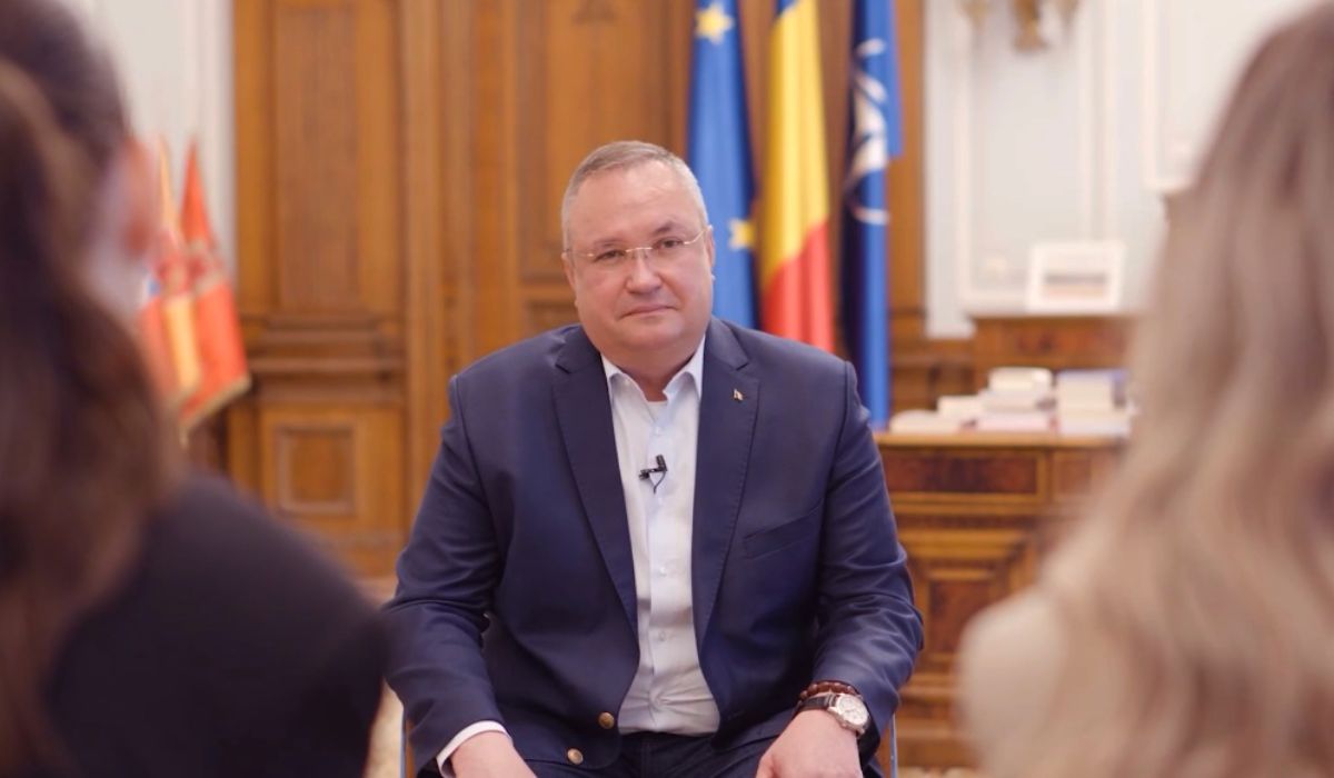 Cum s-a îmbrăcat soția lui Nicolae Ciucă în ziua alegerilor prezidențiale din 24 noiembrie. Cristina Maria Ciucă a bifat a doua apariție publică