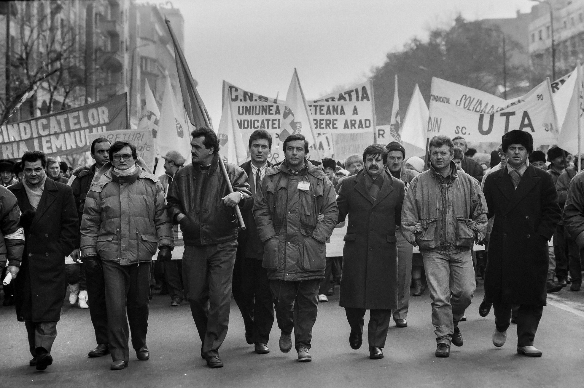 Bucureștiul liber de acum 30 de ani, fotografiat de un japonez aventurier: “Am văzut mulți oameni frumoși și liberi în acele zile”