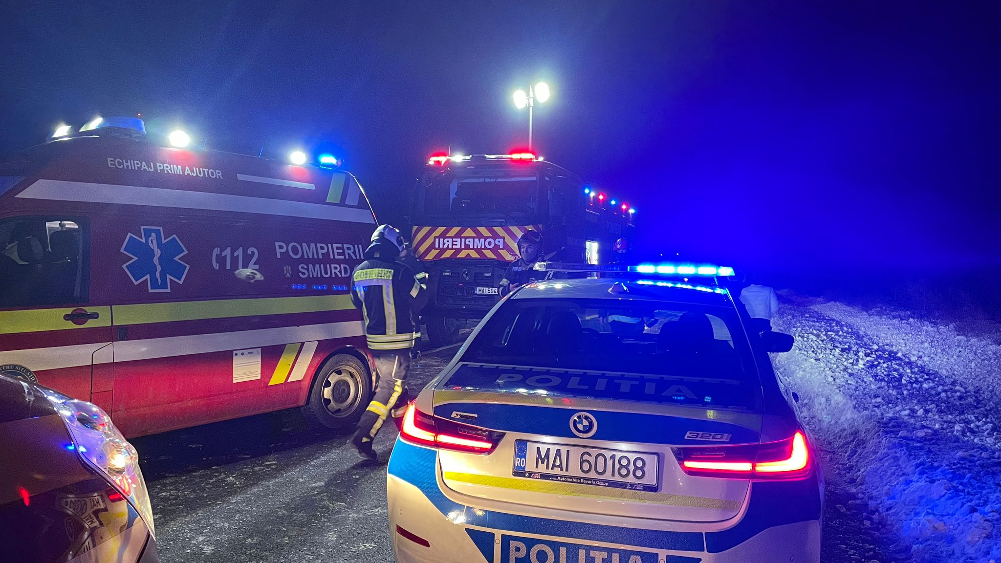 Doi copii au murit într-un accident produs pe E85, în Bacău. În mașină erau opt persoane și roțile aveau anvelope de vară