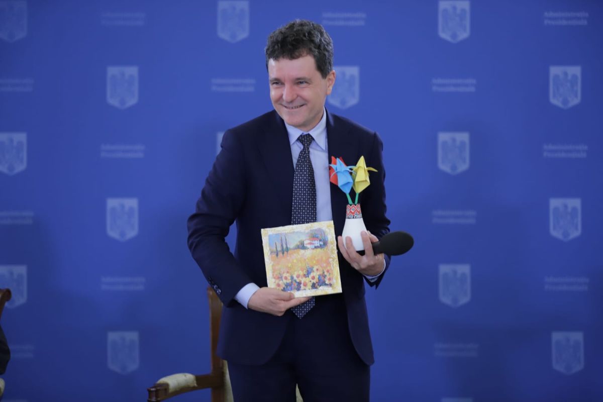 Nicuşor Dan, către copiii din diaspora: Statul ăsta român trebuie să aibă grijă de toţi românii. Se întâmplă asta în practică? Nu prea, în momentul ăsta