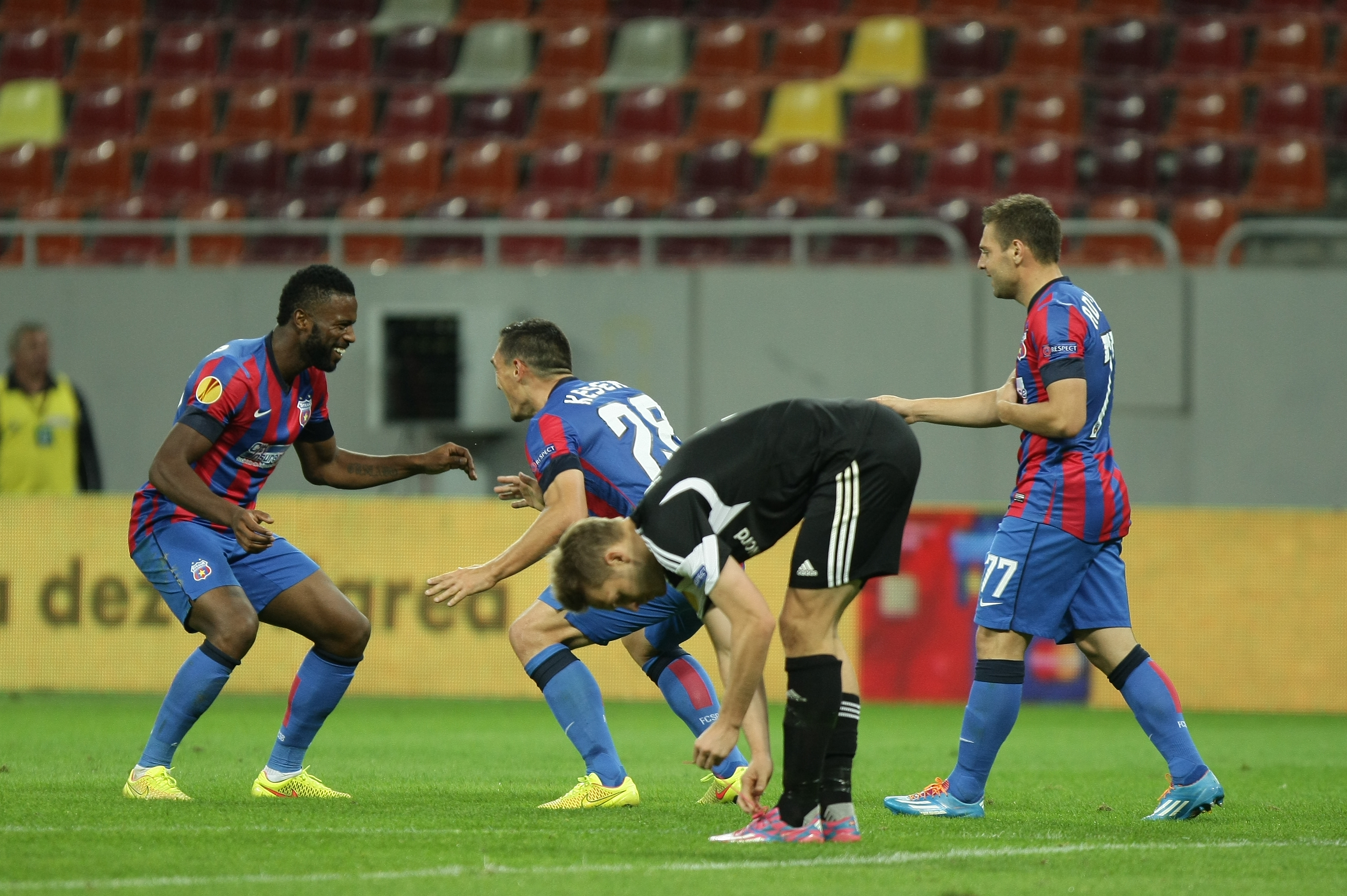 FOTO & VIDEO/ Steaua - Aalborg 6-0. Şase goluri în 22 de minute!!!