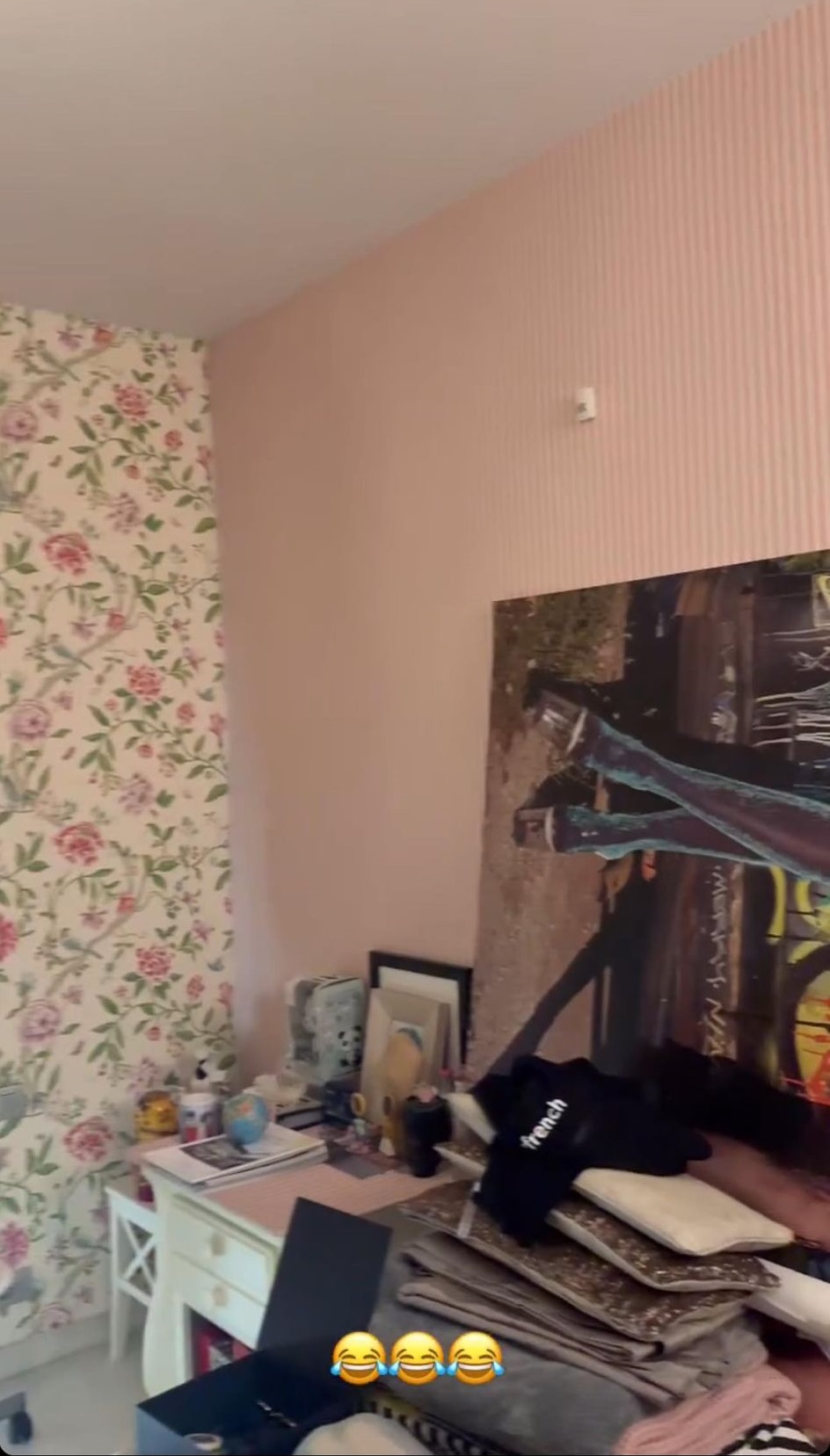 Imagini cu camera în care a copilărit Alexia Eram. Fiica Andreei Esca și-a cumpărat singură un apartament de 200.000 de euro