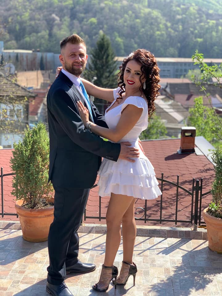 Larisa Drăgulescu a spus de ce a divorțat de Marian Bogdan: „Ne înțelegem foarte bine, comunicăm în continuare prin telefon”. 5 ani au fost împreună