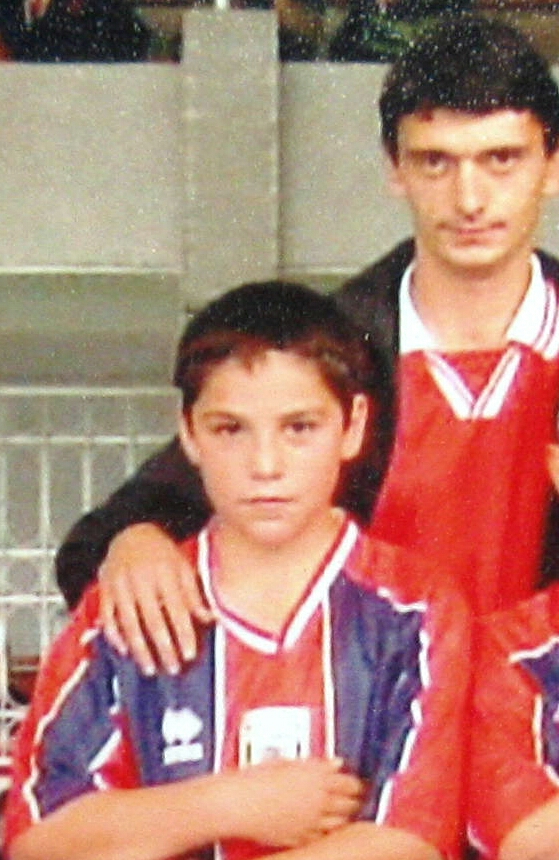 Povestea lui Nicușor Stanciu. A făcut naveta cu ”rechini”, a fost Mister Boboc, la 16 ani era să-și piardă piciorul