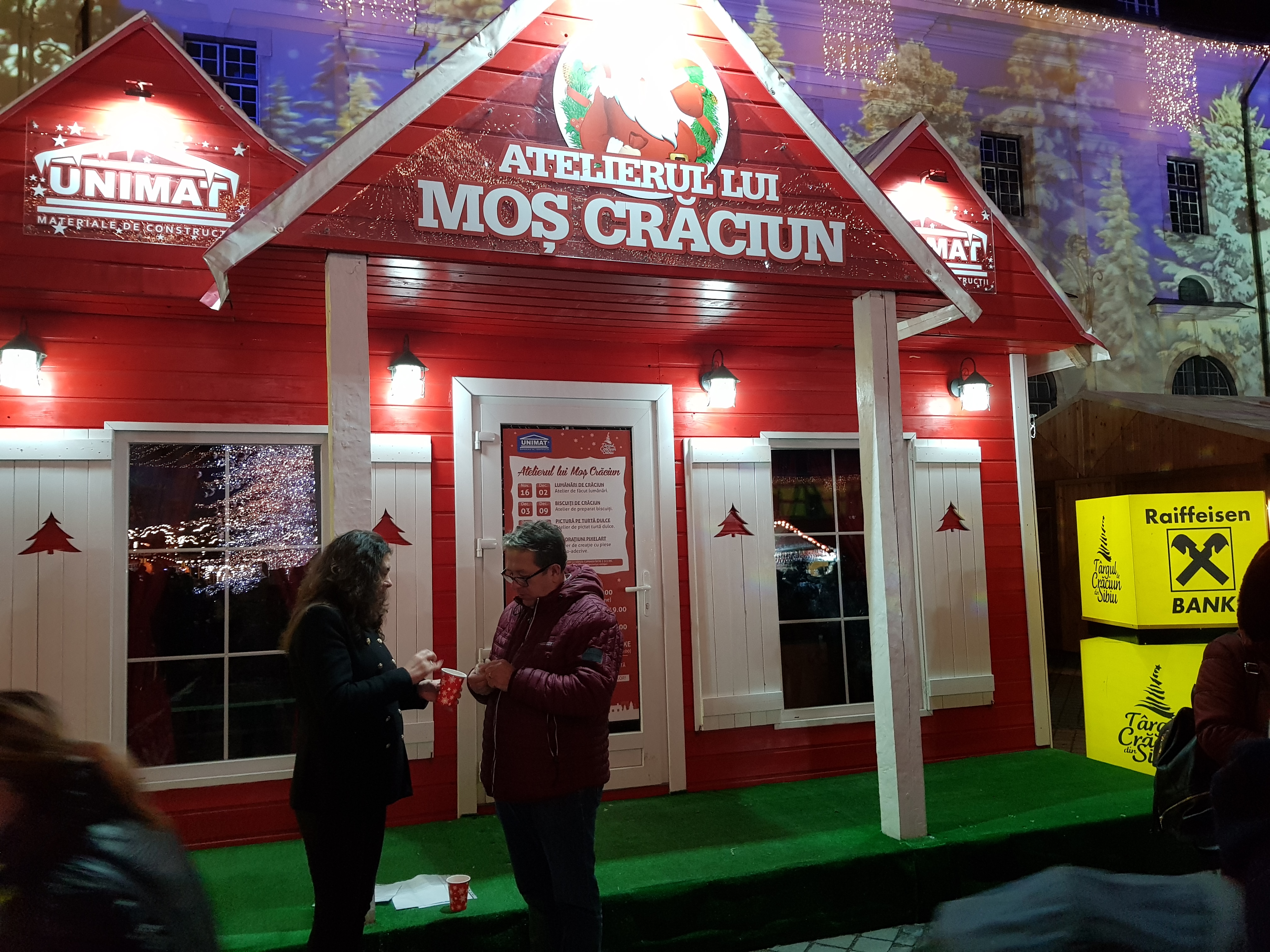 VIDEO&FOTO/ Mii de vizitatori la Târgul de Crăciun din Sibiu, la sfârșitul săptămânii trecute. O bucată din Viena, la prețuri de România