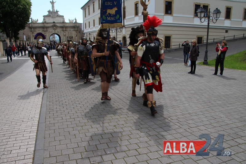 Trupe de soldați romani și daci în Alba Iulia | FOTO & VIDEO