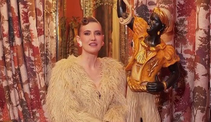 Cum arată patul „antidivorț” din vila de peste un milion de dolari a Iuliei Albu. Piesa centrală din dormitorul matrimonial