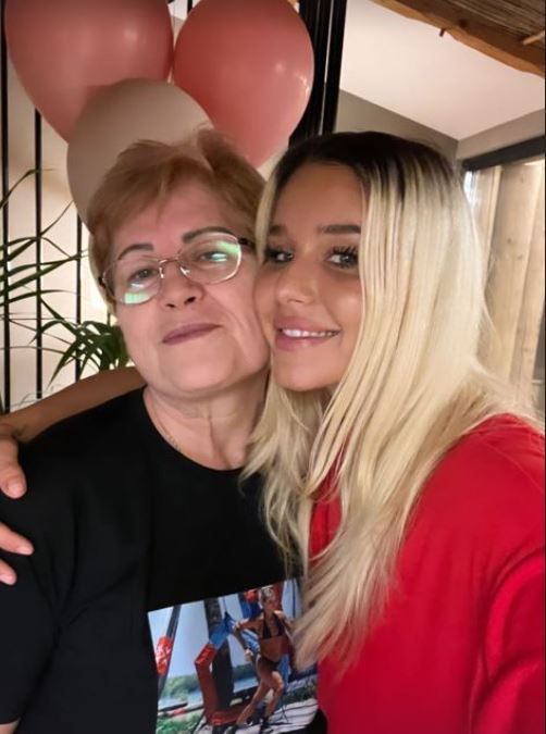 Carmen Grebenișan s-a întors acasă după 5 luni petrecute la Survivor România 2023. Cum a fost așteptată la aeroport