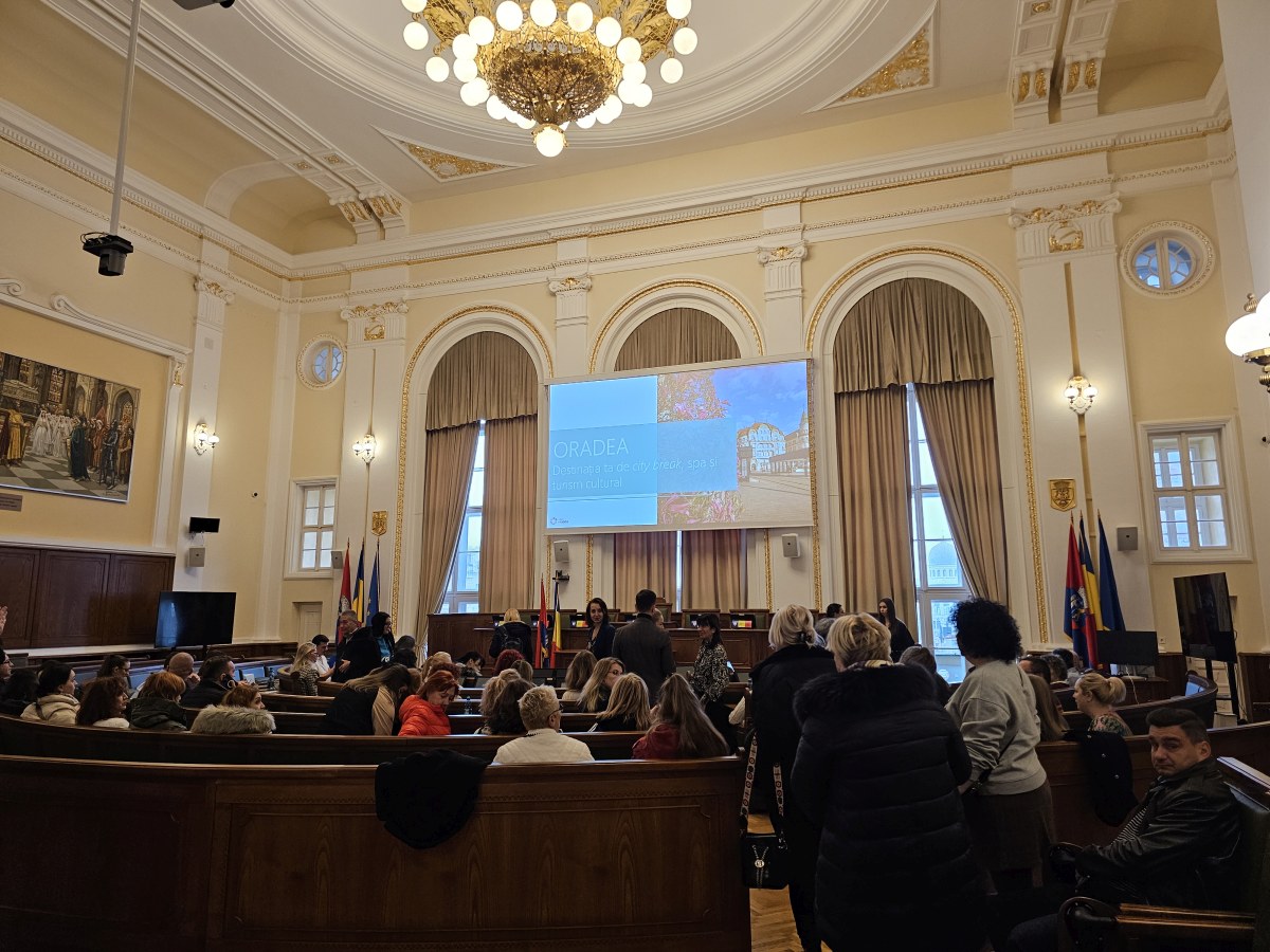 Descoperă Băile Felix și Oradea: două bijuterii ale turismului din vestul României, aproape una de alta. Se îmbină relaxarea termală cu eleganța urbană