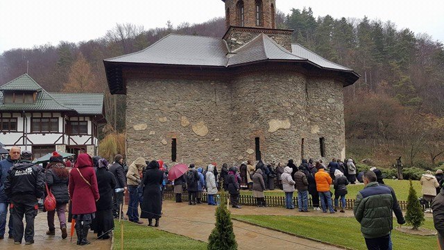 Mănăstirea Prislop - istoric, legendă și program de vizitare