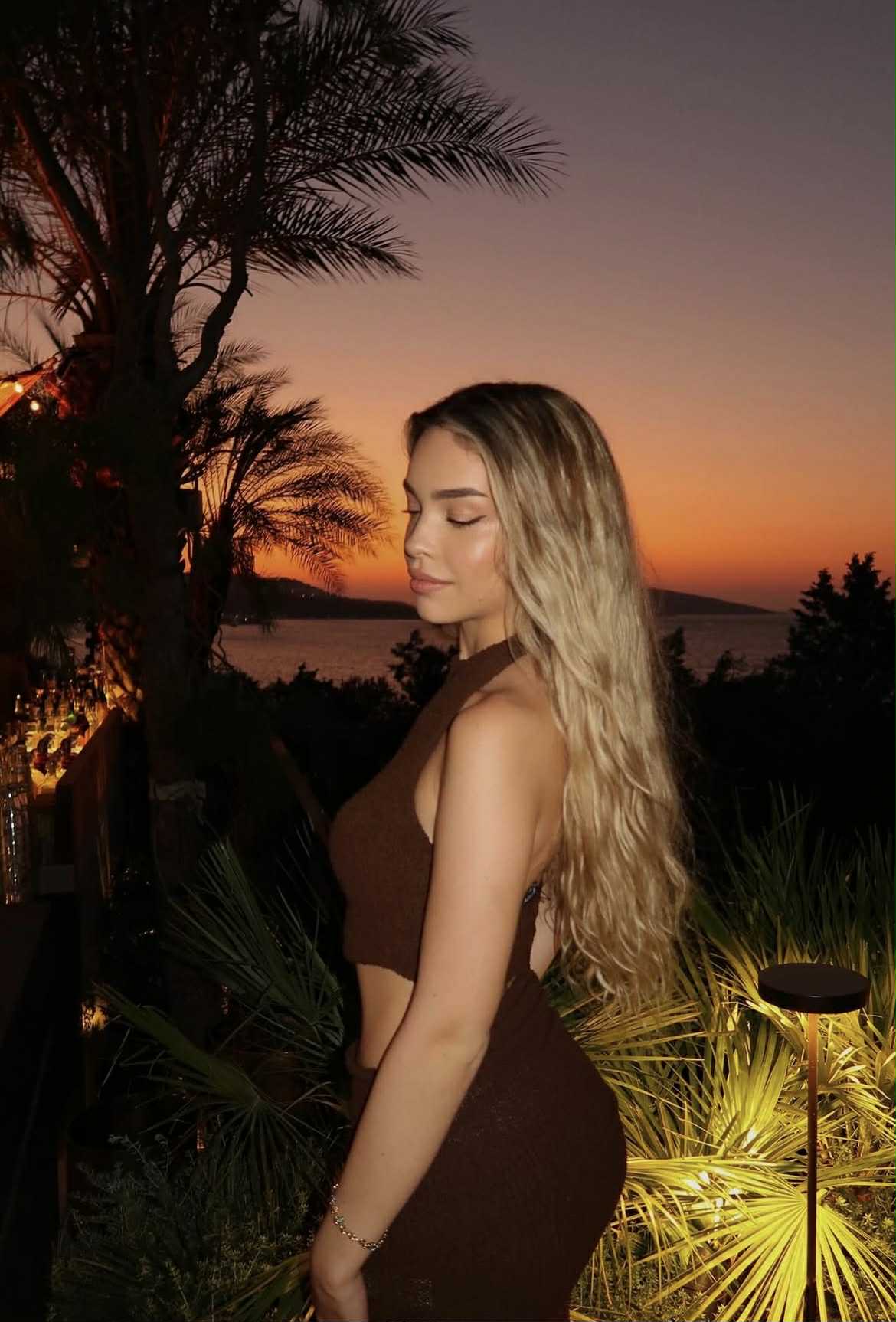 Imagini inedite cu fiica lui Leonard Doroftei. Vanessa seamănă perfect cu mama ei
