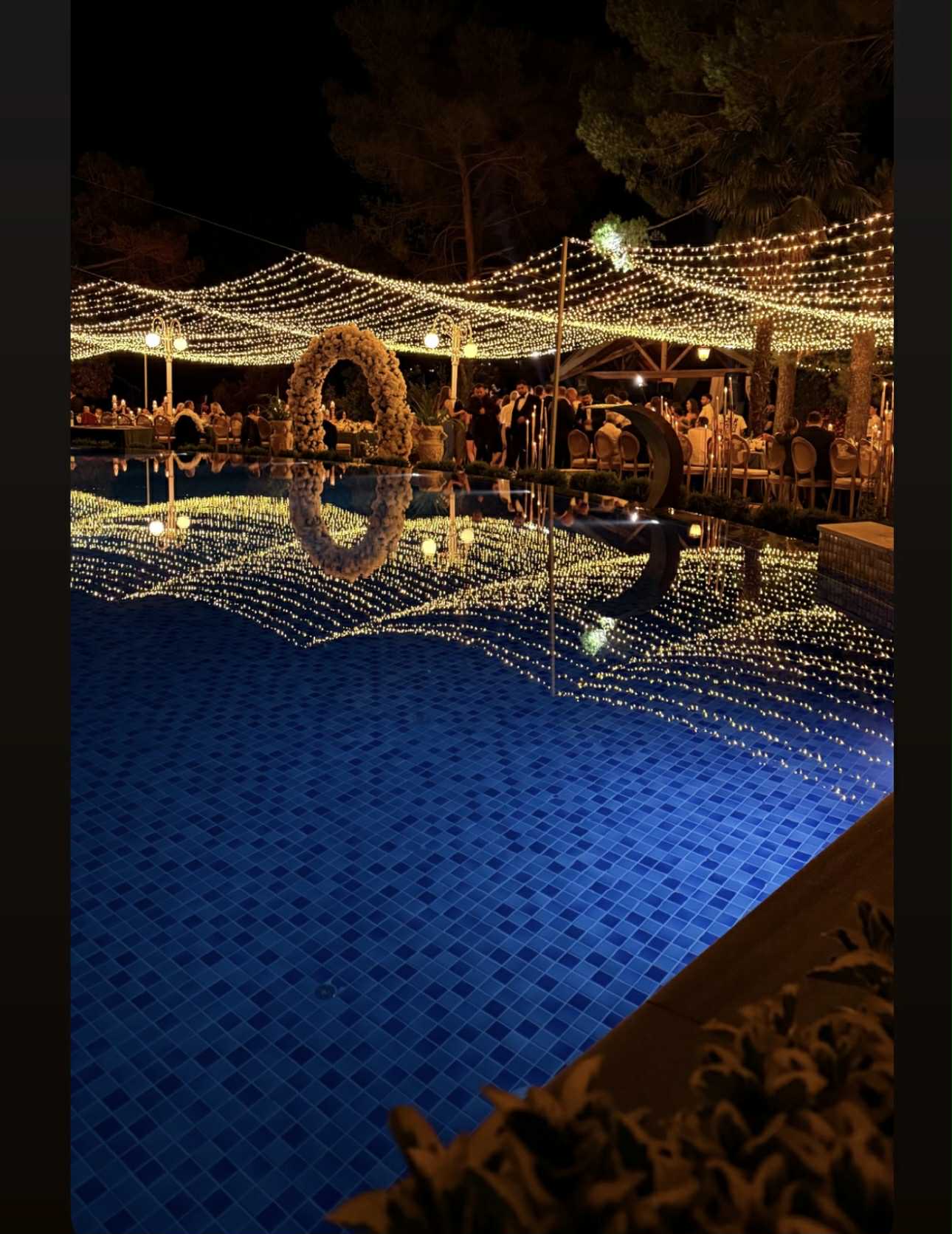 Imagini de la nunta Otiliei Bilionera cu Bekir Ali. Petrecerea a avut loc la restaurantul unui hotel de cinci stele, într-o zonă cu specific otoman