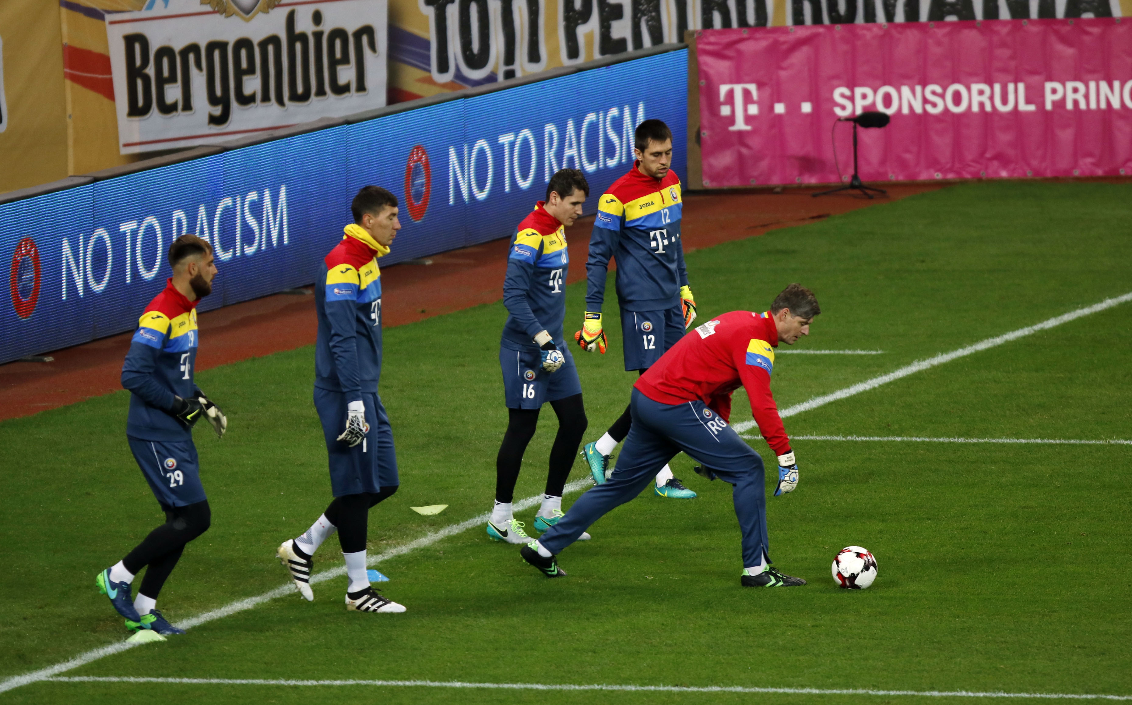România - Polonia (vineri, 21.45, TVR1), preliminariile CM 2018. VAN DAUM! Neamțul vrea să-i fiarbă pe polonezi! Numerele tricolorilor | LIVE BLOG