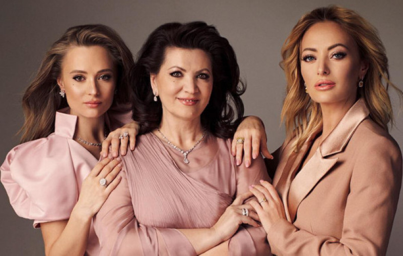 Delia, reacție după ce Oana Matache s-a afișat cu Radu Siffredi și a stârnit un scandal în familie: „Nu este nicio dramă”. Ce relație, au, de fapt, surorile