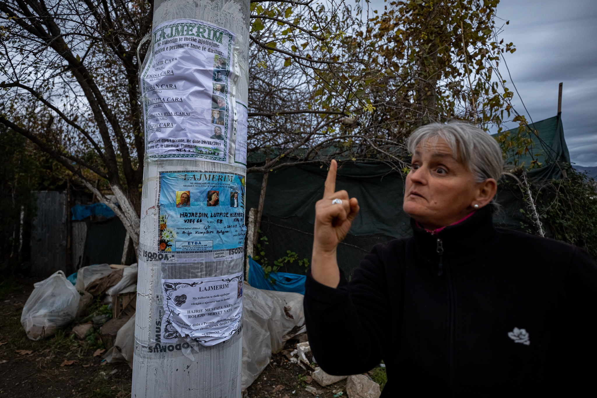 Thumanë, satul din Albania care va fi ras de pe fața pământului. Autoritățile au decis să dărâme toate clădirile rămase în picioare după cutremur