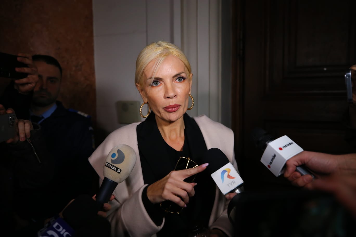 Leo de la Strehaia, mesaj pentru Laura Vicol, după ce a negat relația cu el și a fost arestată: „A avut milioane de euro, nu i-a făcut acum”