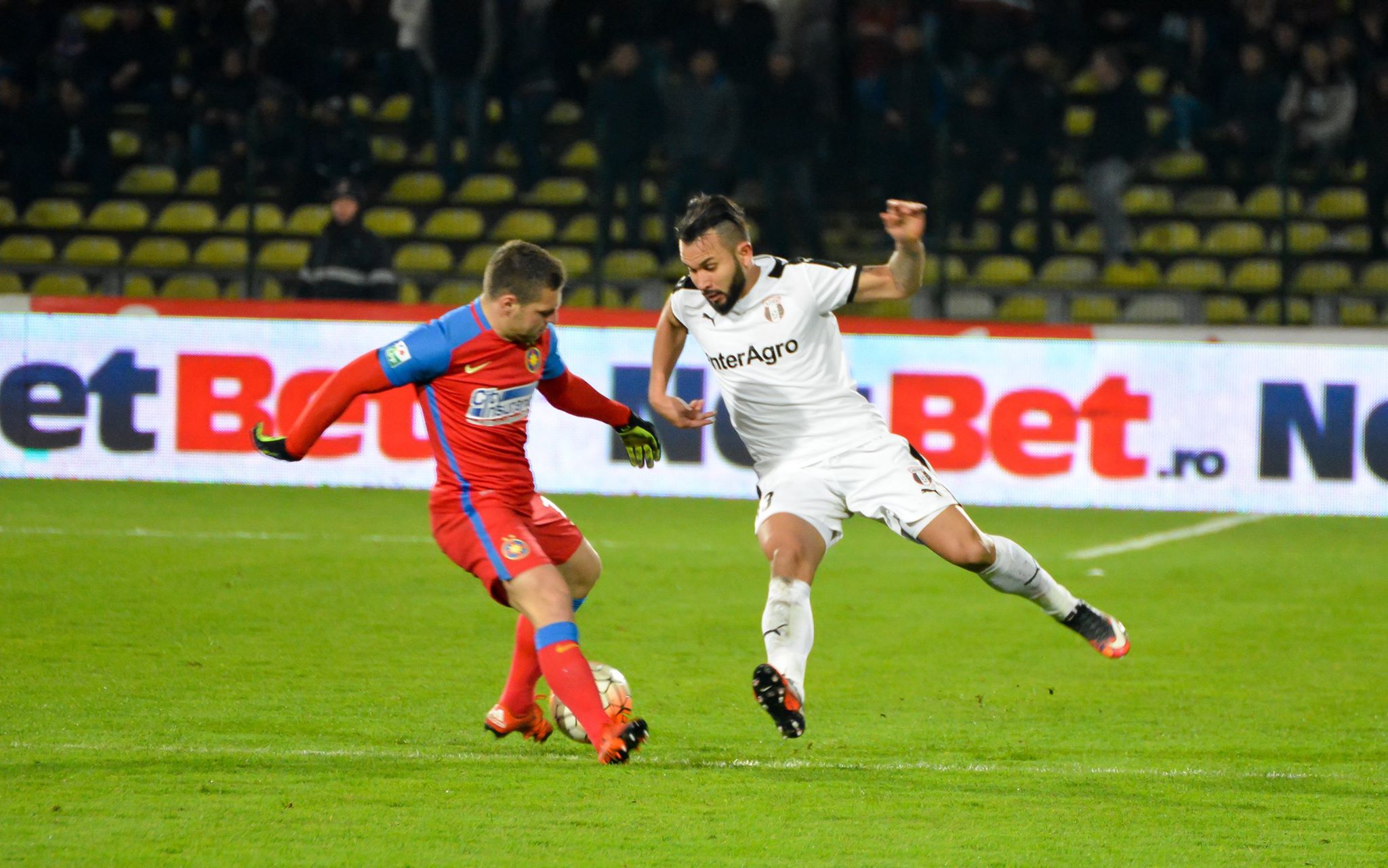 Războiul Steaua - Astra s-a mutat la ”Disciplină”. Șumudică va fi judecat pe 20 ianuarie