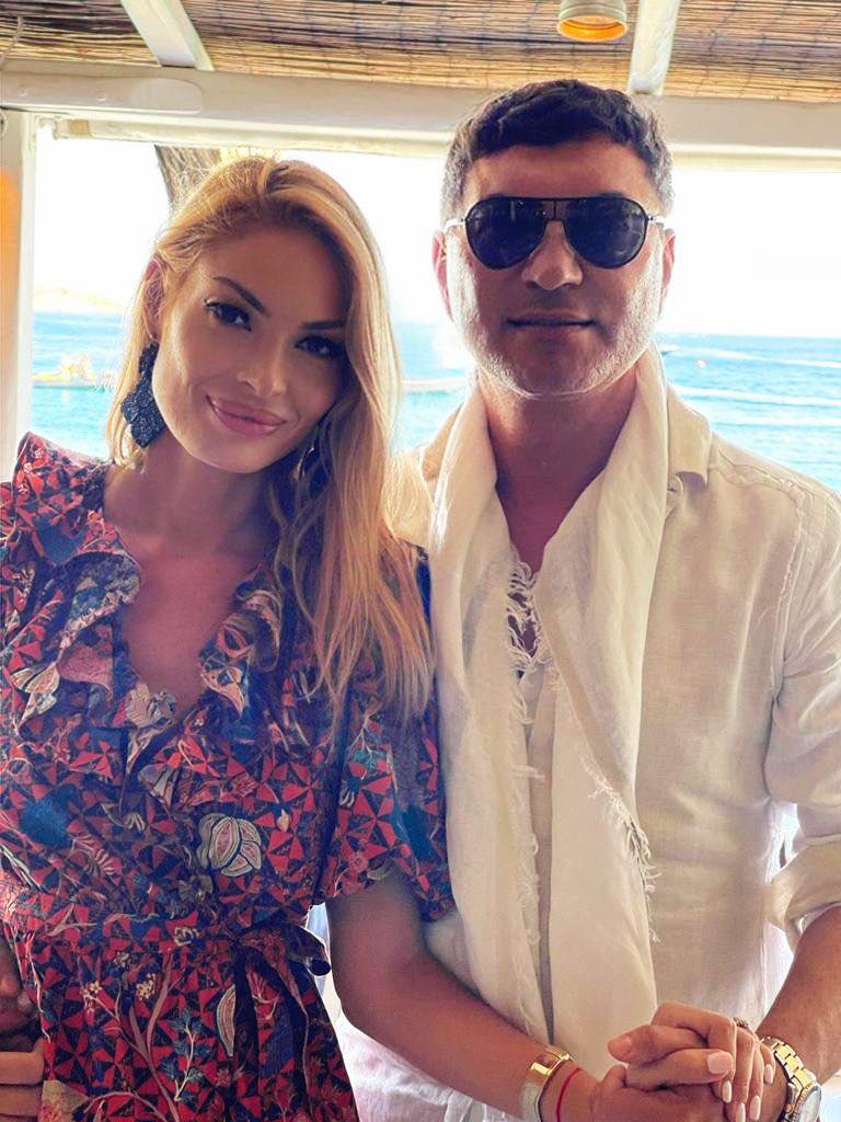 Cum vor petrece Valentina Pelinel și Cristi Borcea de Crăciun și Revelion. „Facem cam tot ce-și doresc copiii”