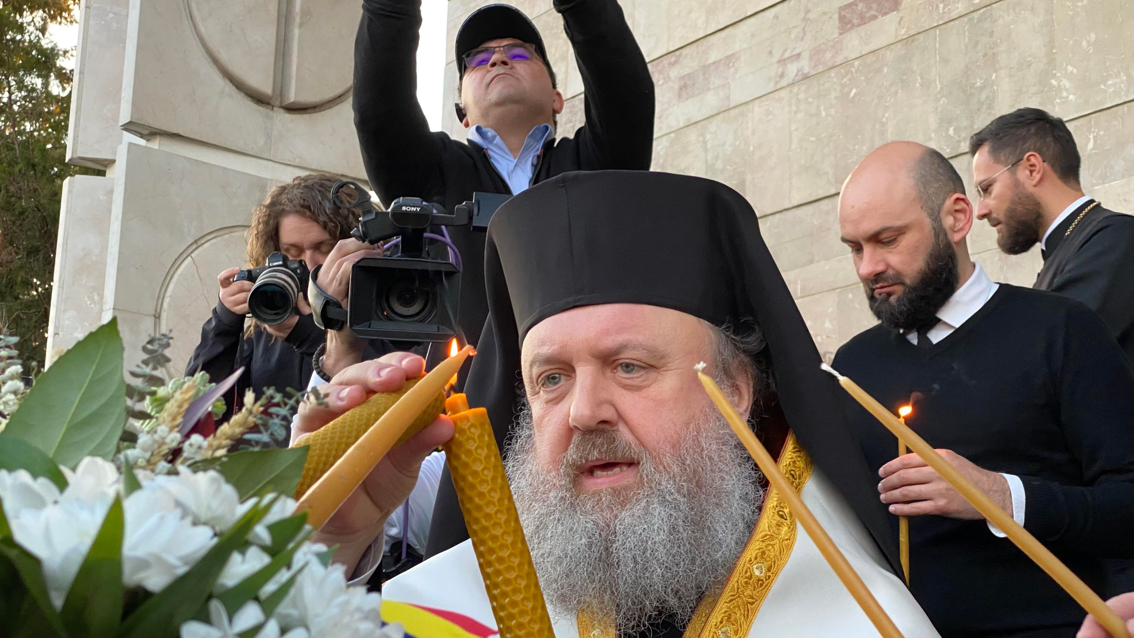 Hristos a înviat! Imagini de la liturghia de Înviere de la Patriarhia Română, oficiată de Preafericitul Daniel