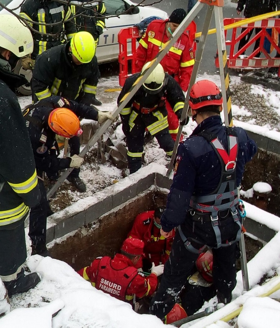 Un bărbat a căzut într-un canal de lângă autogara din cartierul Craiter, din Braşov| FOTO/VIDEO