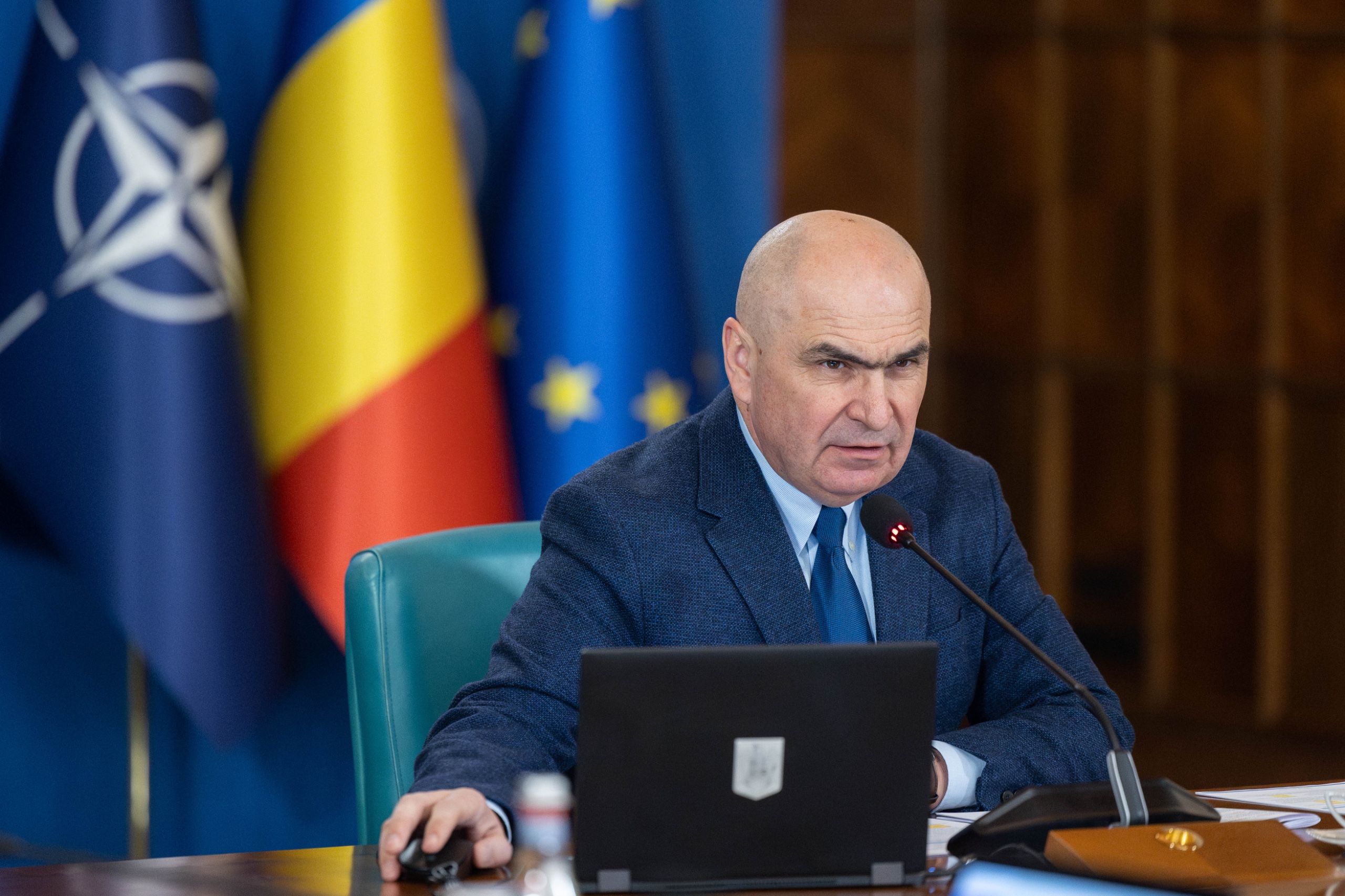Mihai Neșu, mesaj din scaunul cu rotile pentru Ilie Bolojan, după tăierea facilităților pentru persoanele cu dizabilități: „Are dorința de a face lucruri bune în țară”
