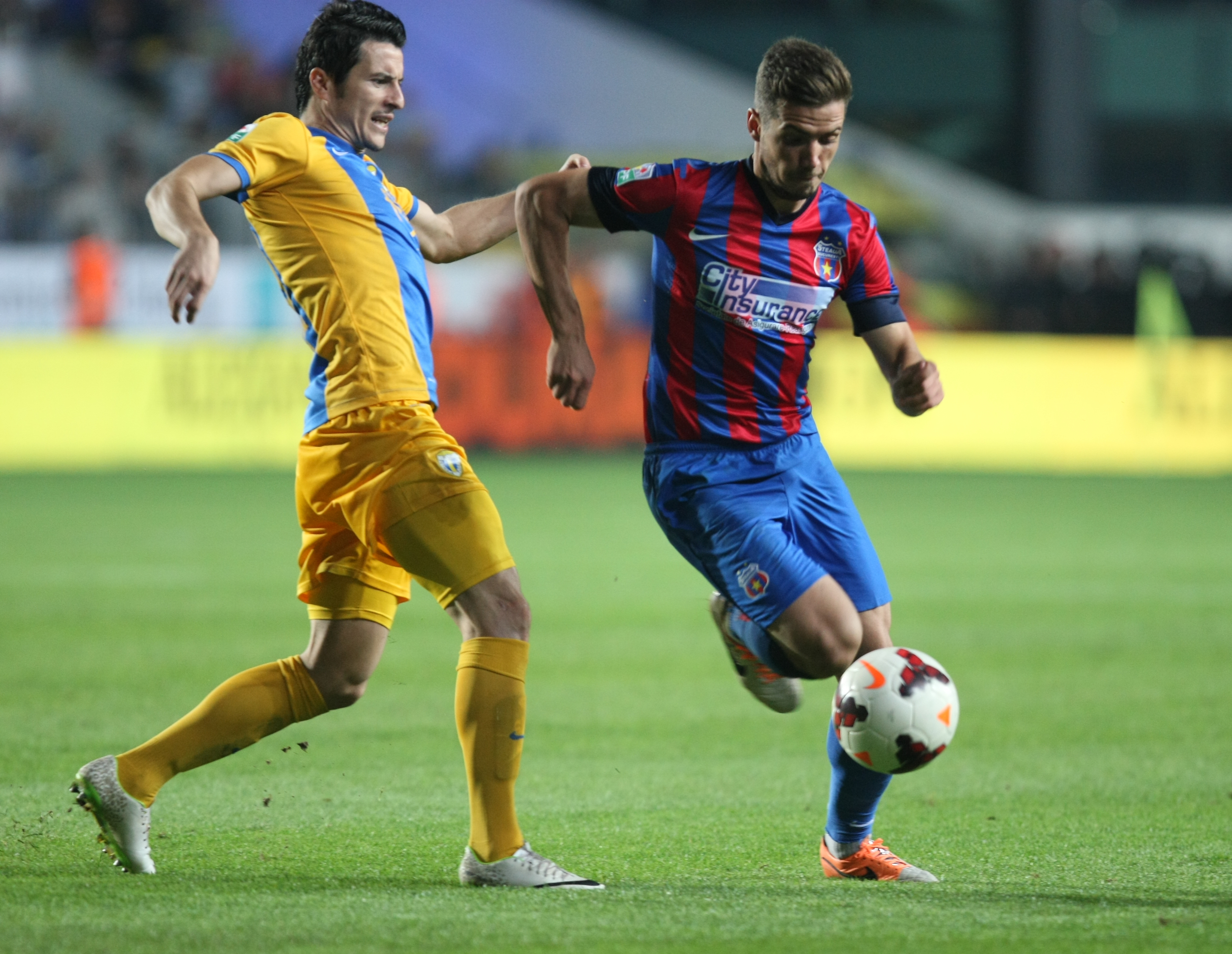 FOTO&VIDEO / Petrolul - Steaua 2-3. Meci senzaţional pe ”Ilie Oană”