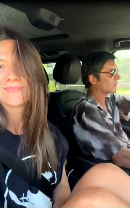 Radu Vâlcan și Adela Popescu, vacanță la munte împreună cu Irina și Răzvan Fodor. Cât costă o noapte la cabana în care s-au cazat cei patru